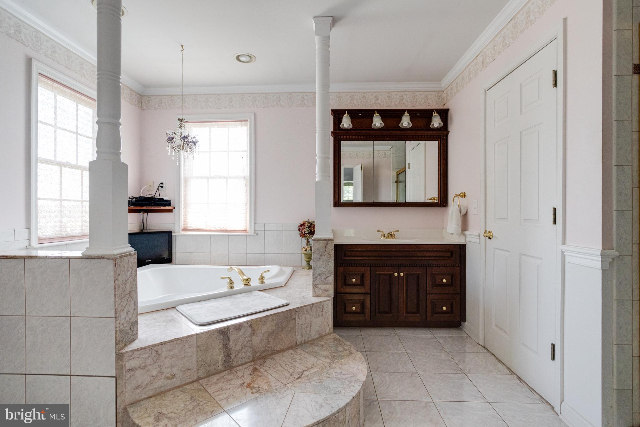 GENEVA FARM - Residential