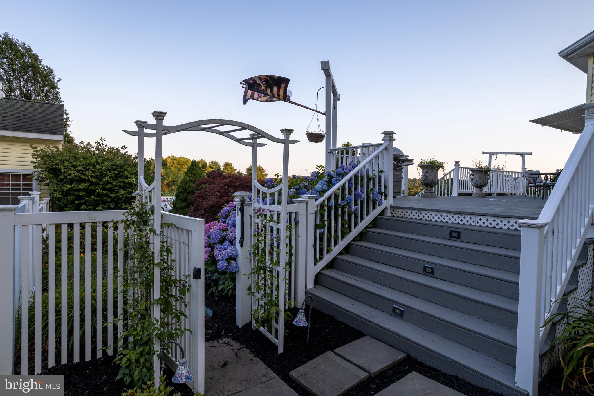 GENEVA FARM - Residential