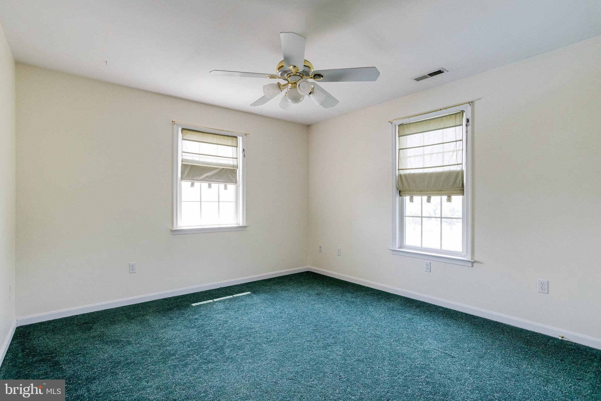 GENEVA FARM - Residential