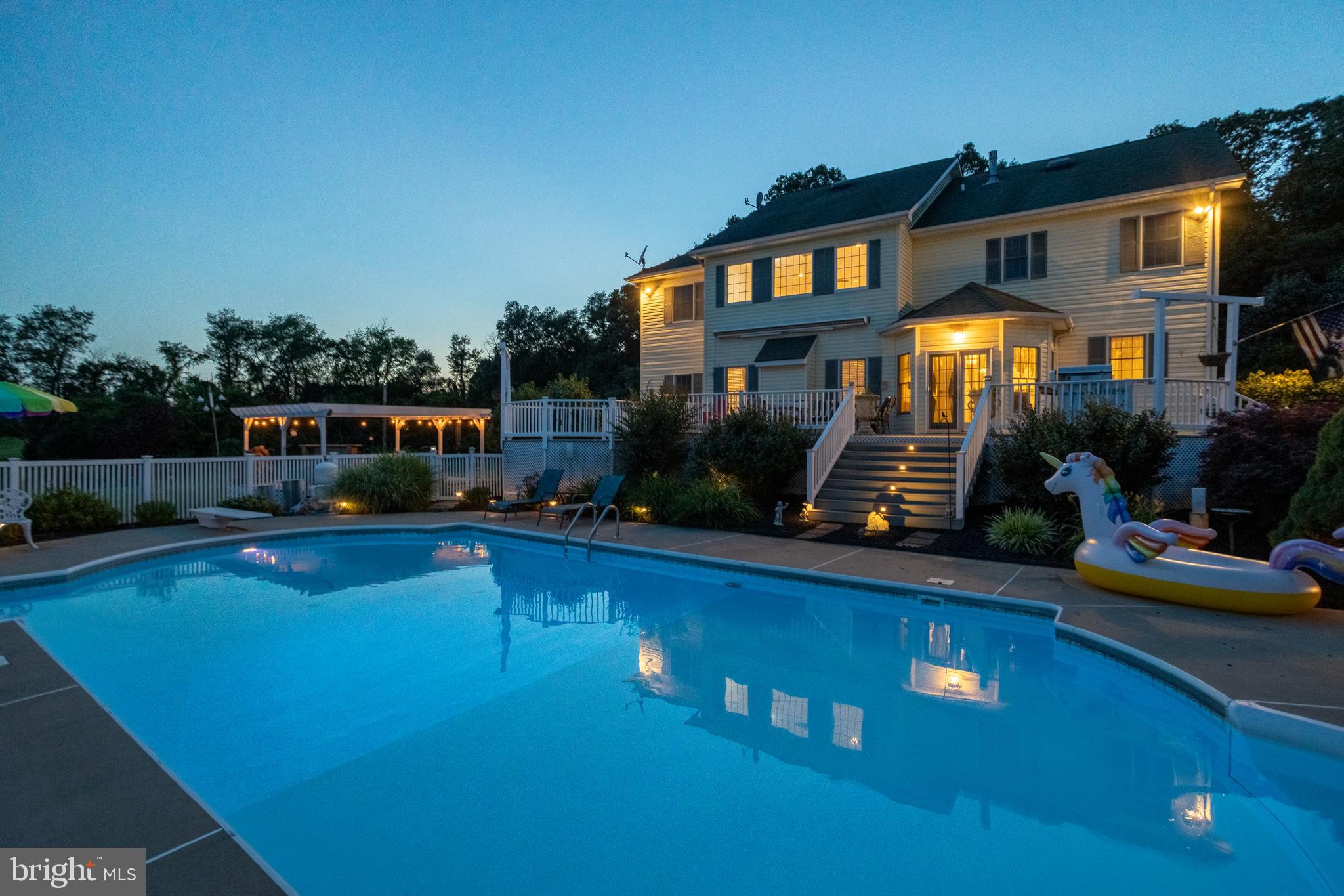 GENEVA FARM - Residential