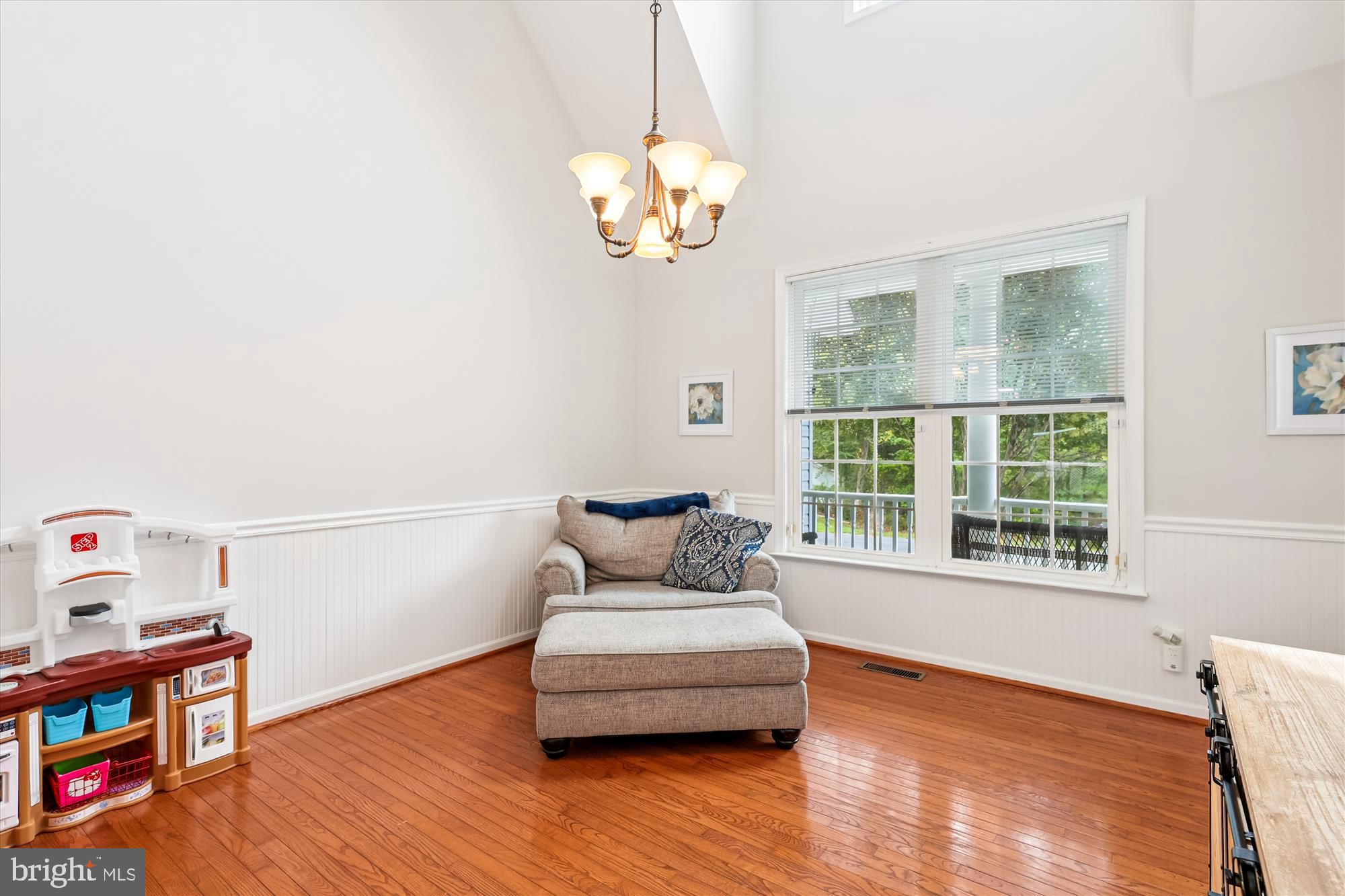 ROUSBY HALL WOODS - Residential