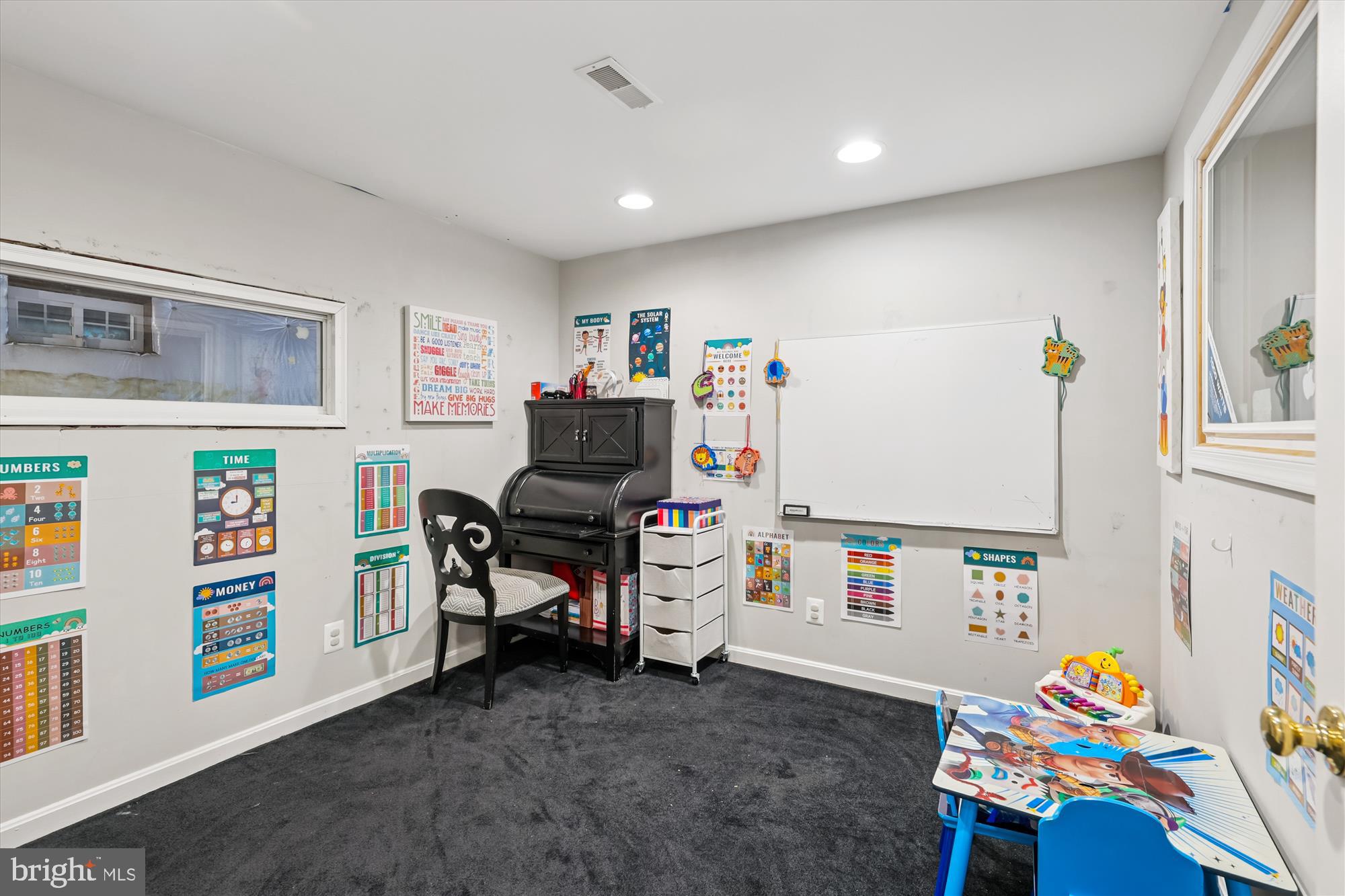 ROUSBY HALL WOODS - Residential