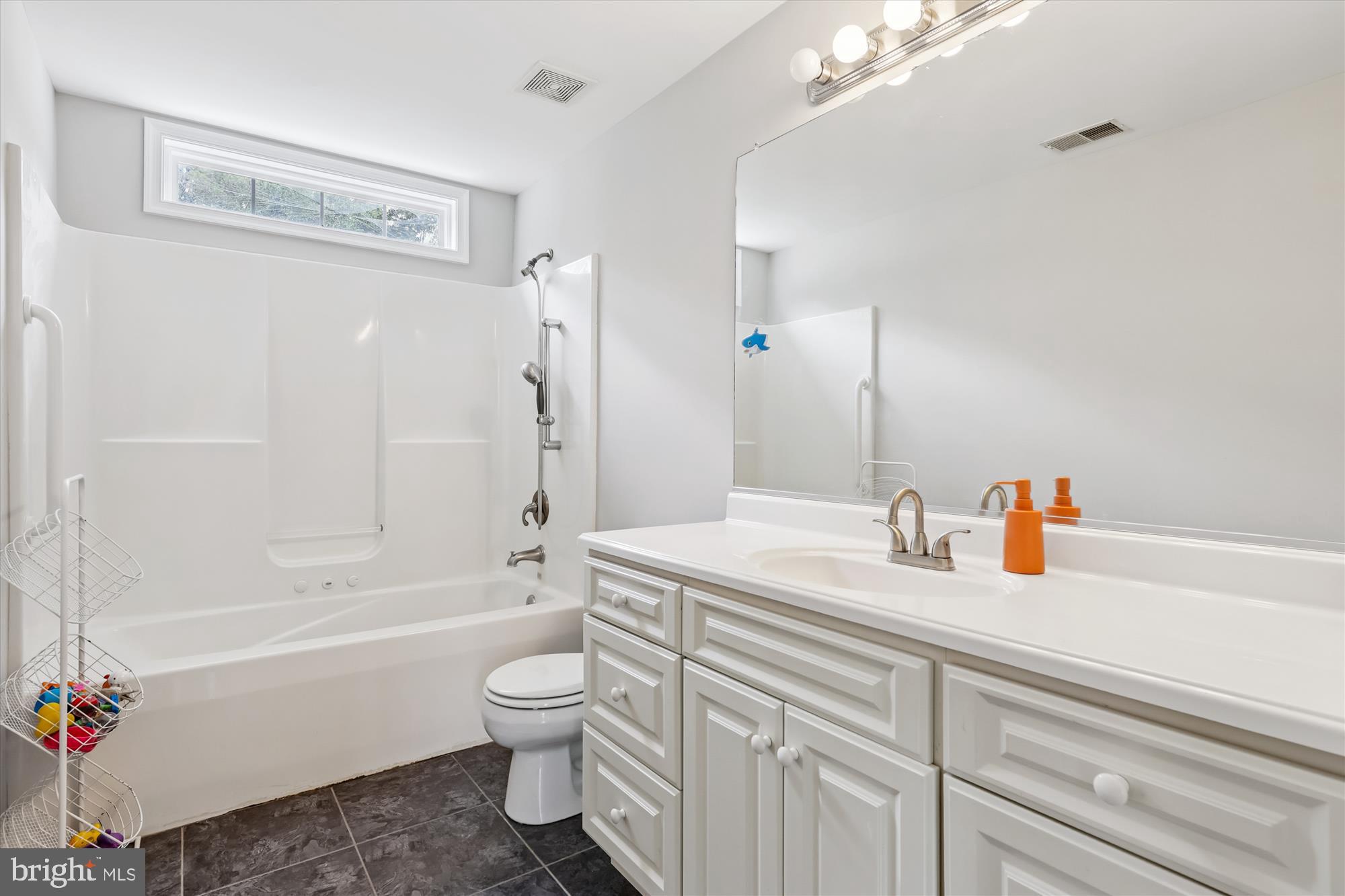 ROUSBY HALL WOODS - Residential