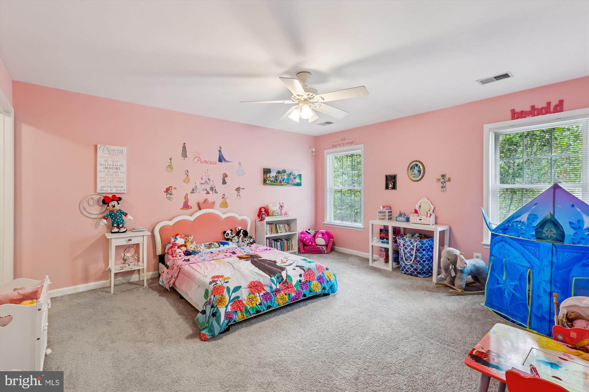 ROUSBY HALL WOODS - Residential