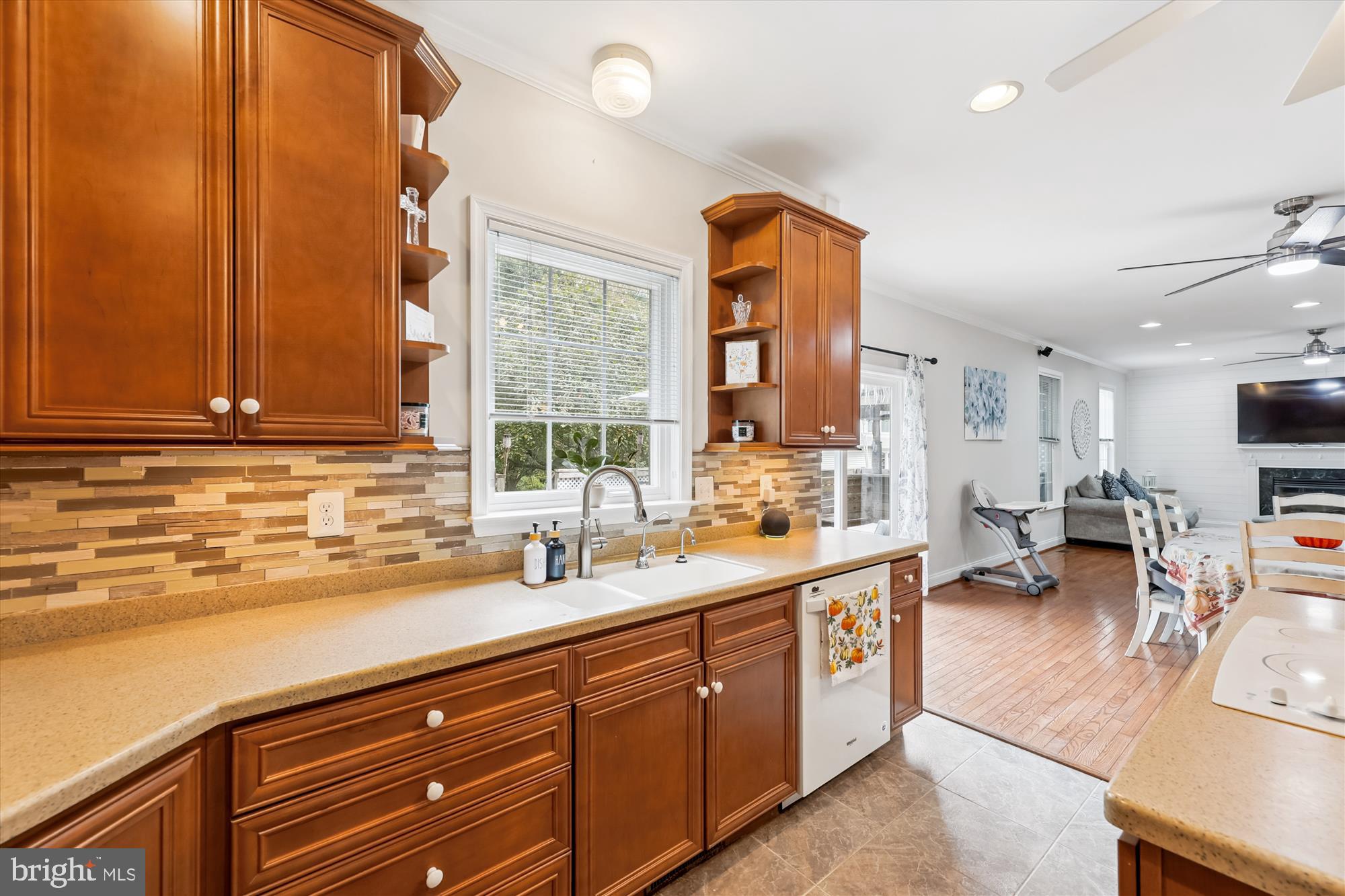 ROUSBY HALL WOODS - Residential