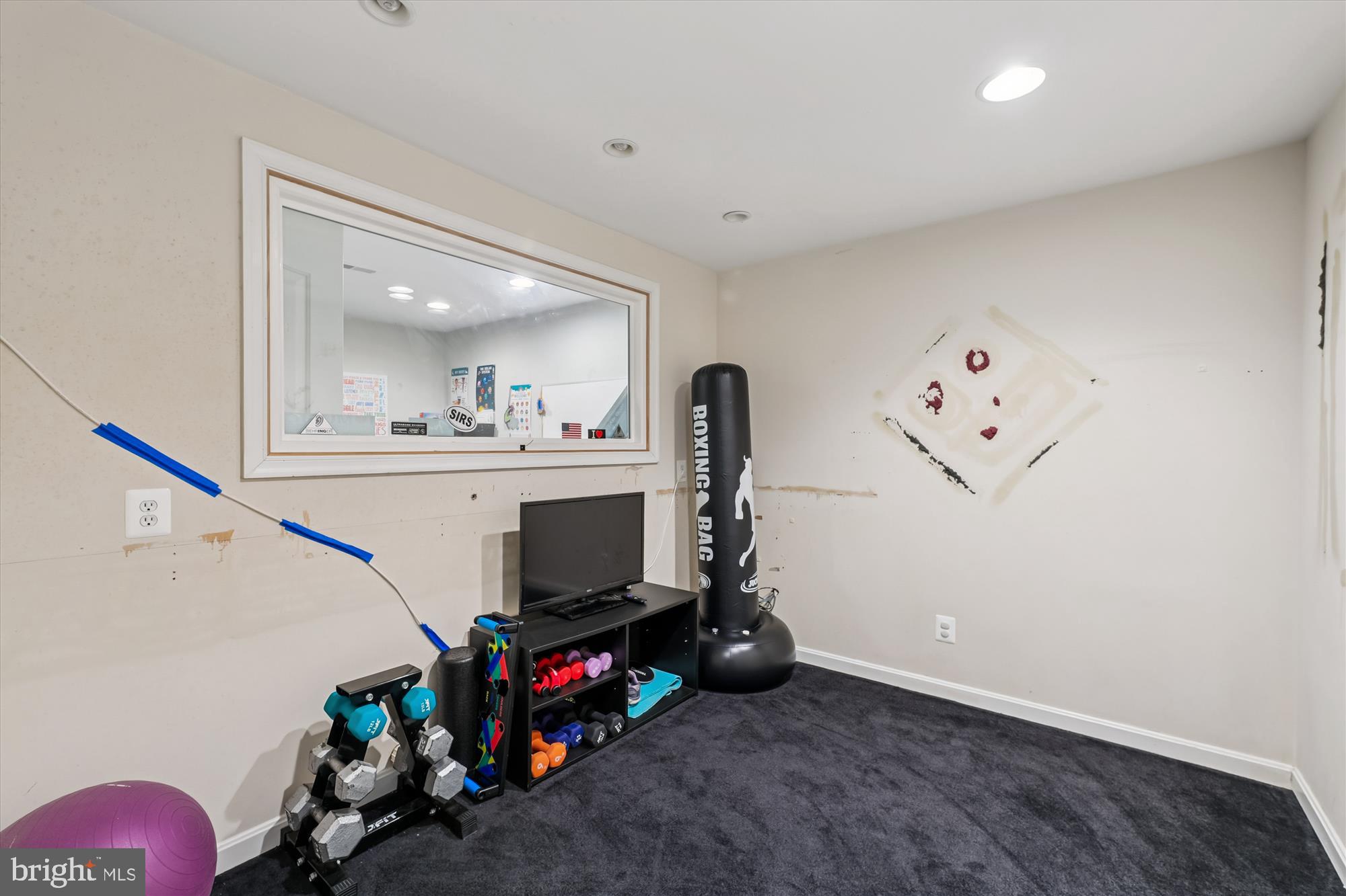 ROUSBY HALL WOODS - Residential