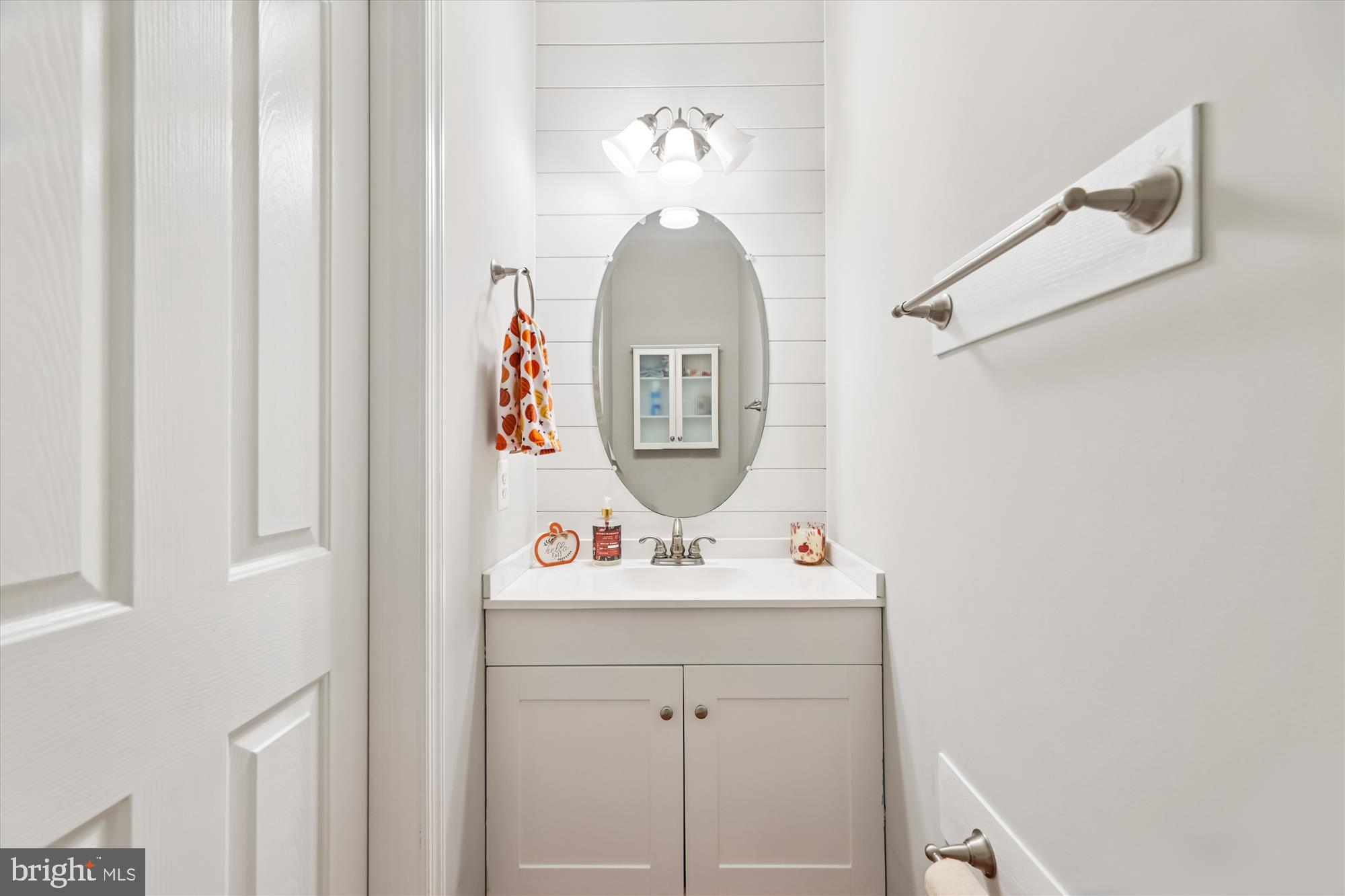 ROUSBY HALL WOODS - Residential