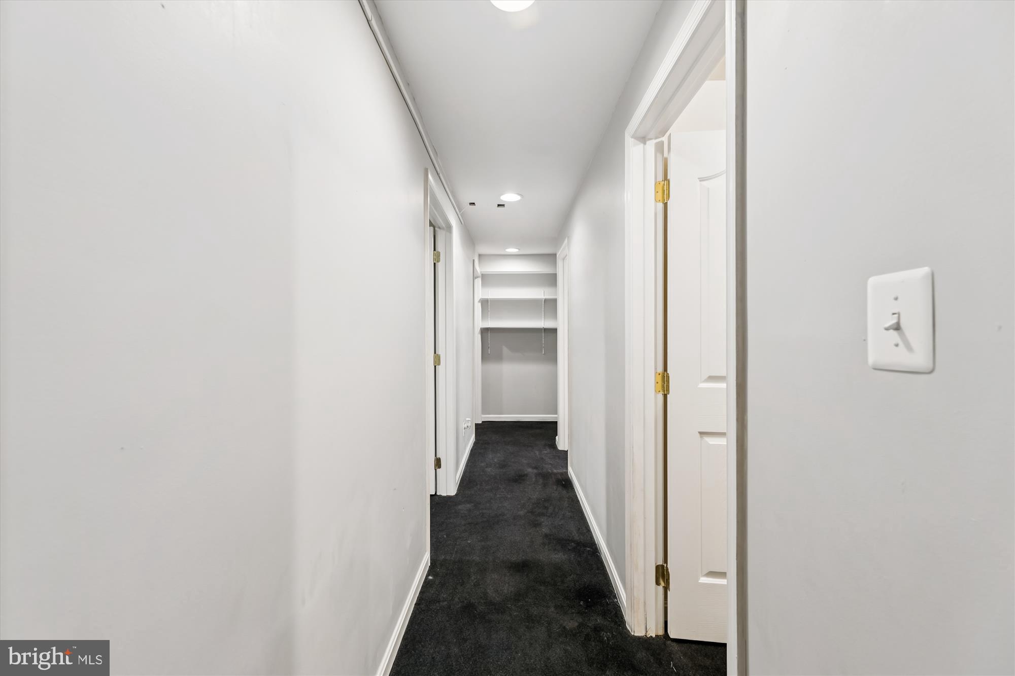 ROUSBY HALL WOODS - Residential