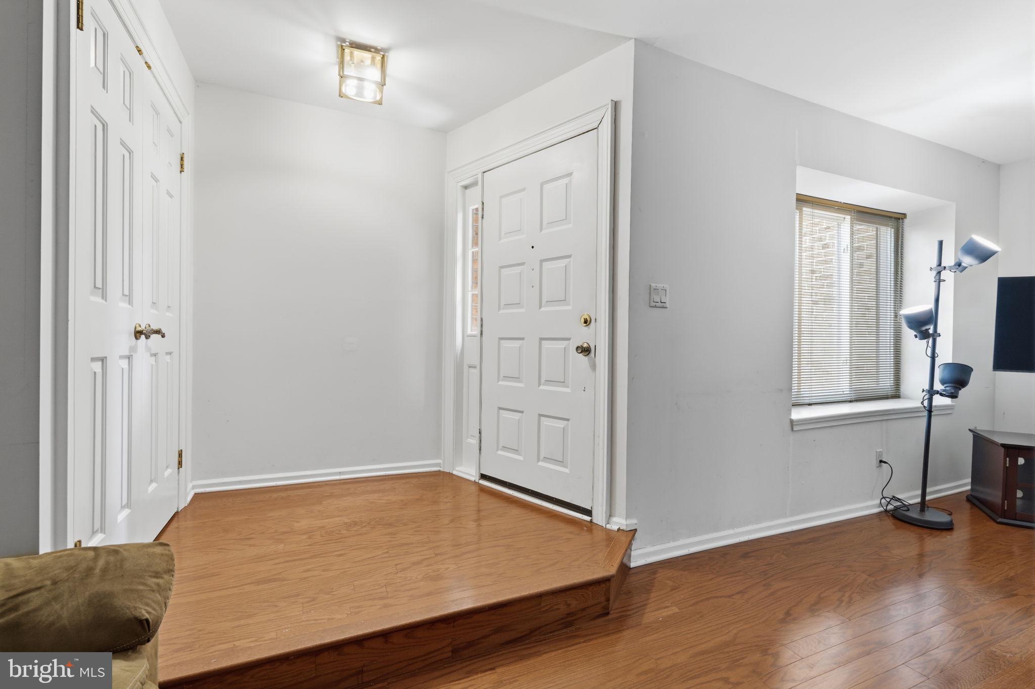 17 FARMINGTON PLACE