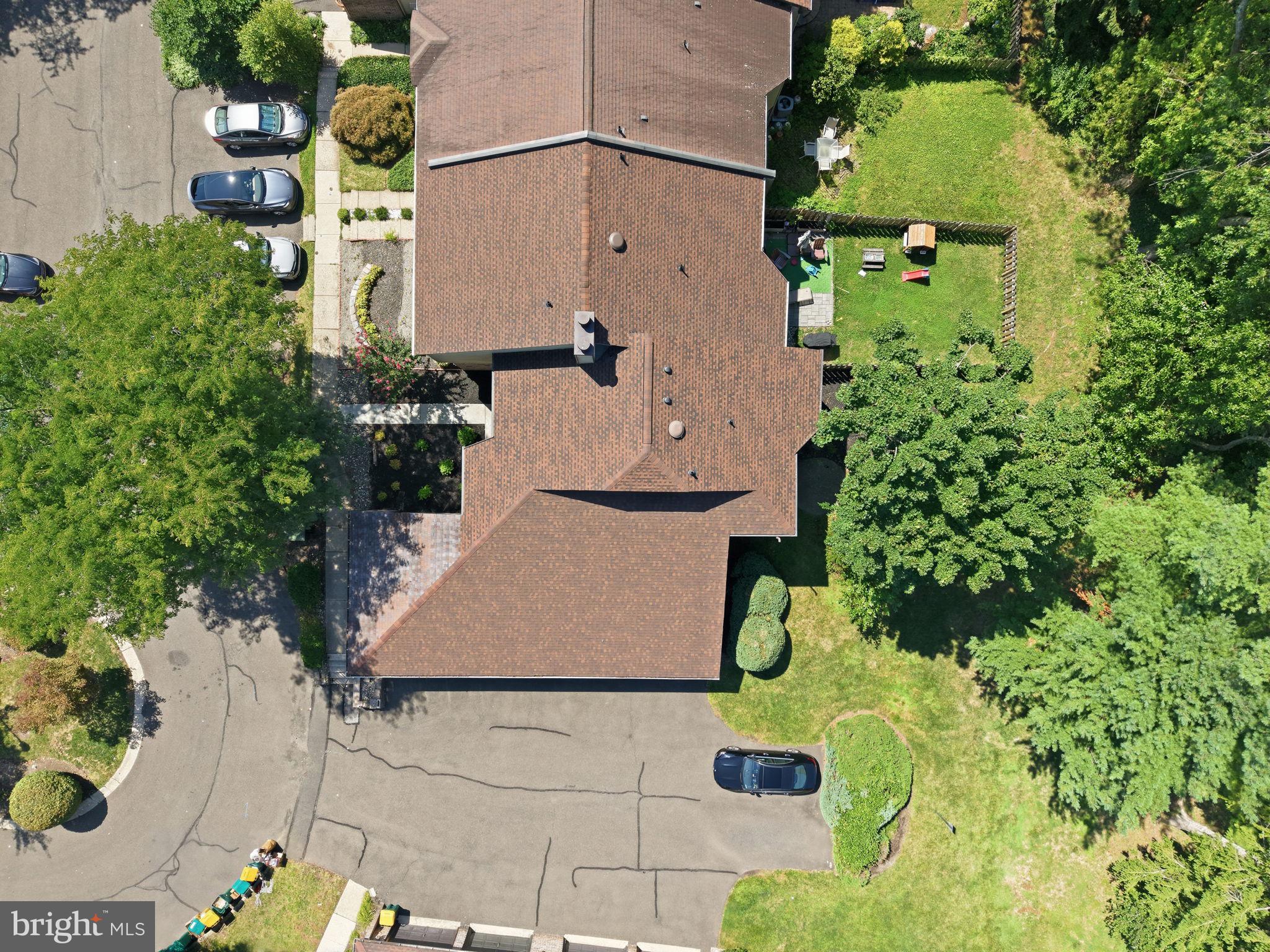 17 FARMINGTON PLACE