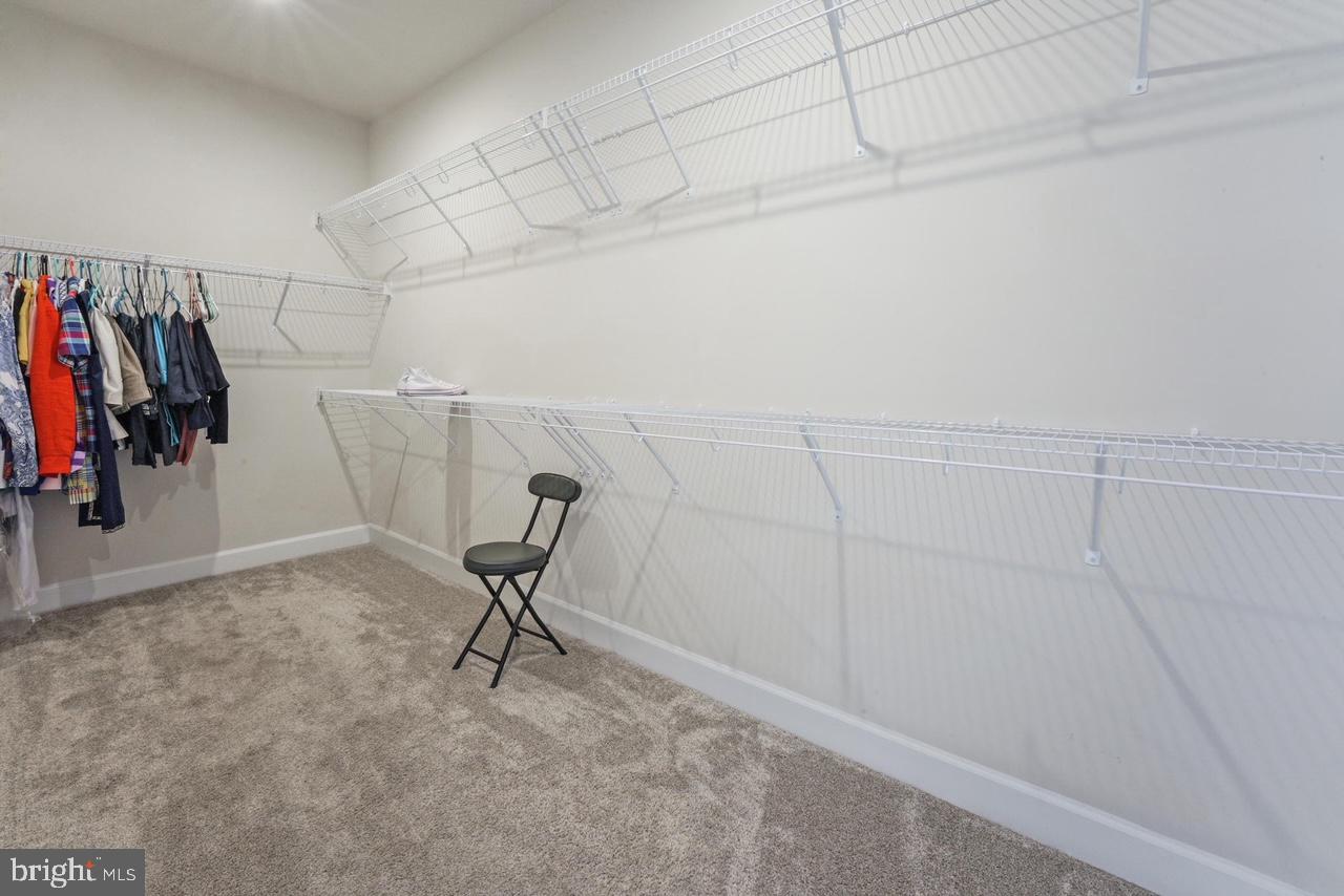 BRADLEY SQUARE - Residential