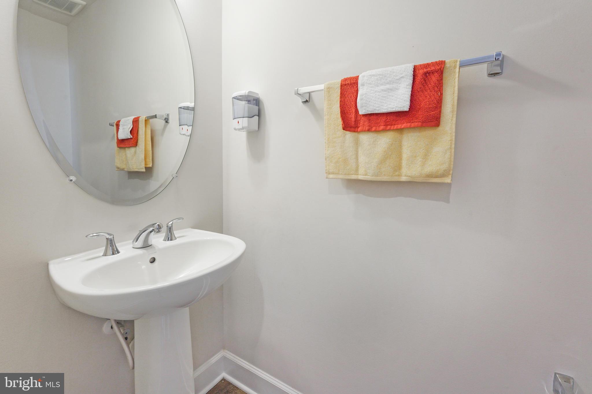 BRADLEY SQUARE - Residential