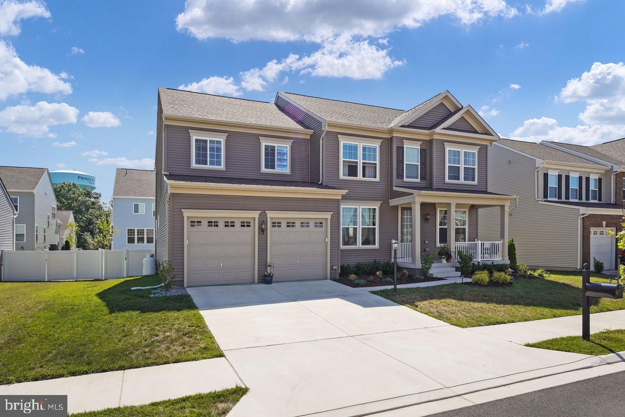 BRADLEY SQUARE - Residential