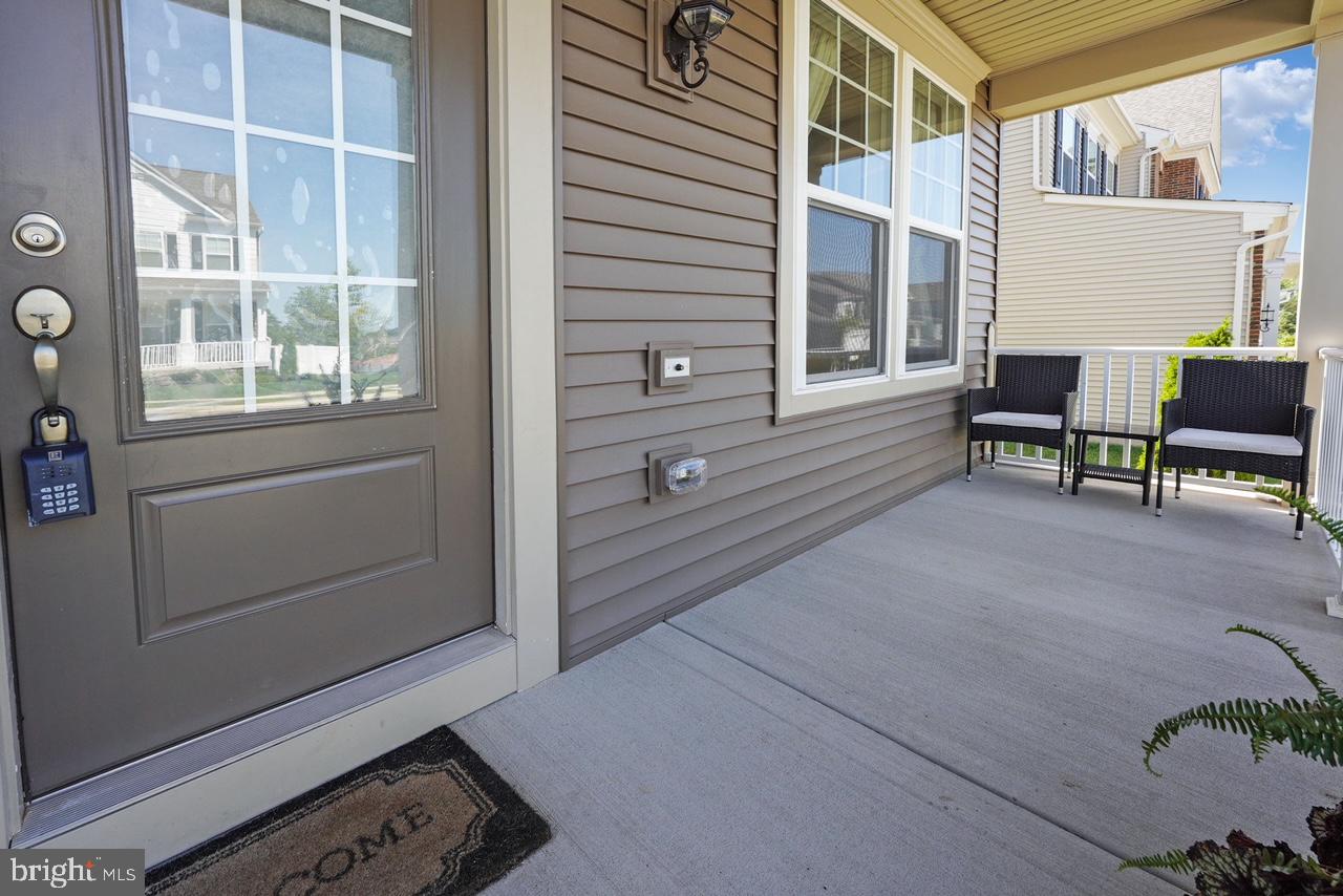 BRADLEY SQUARE - Residential