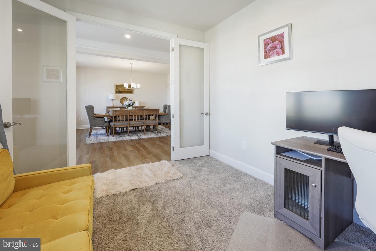 BRADLEY SQUARE - Residential