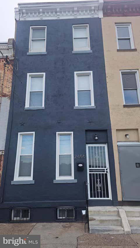 Townhouse For Sale - 2456 N 4th Street<br/> Philadelphia County, PHILADELPHIA, PA 19133