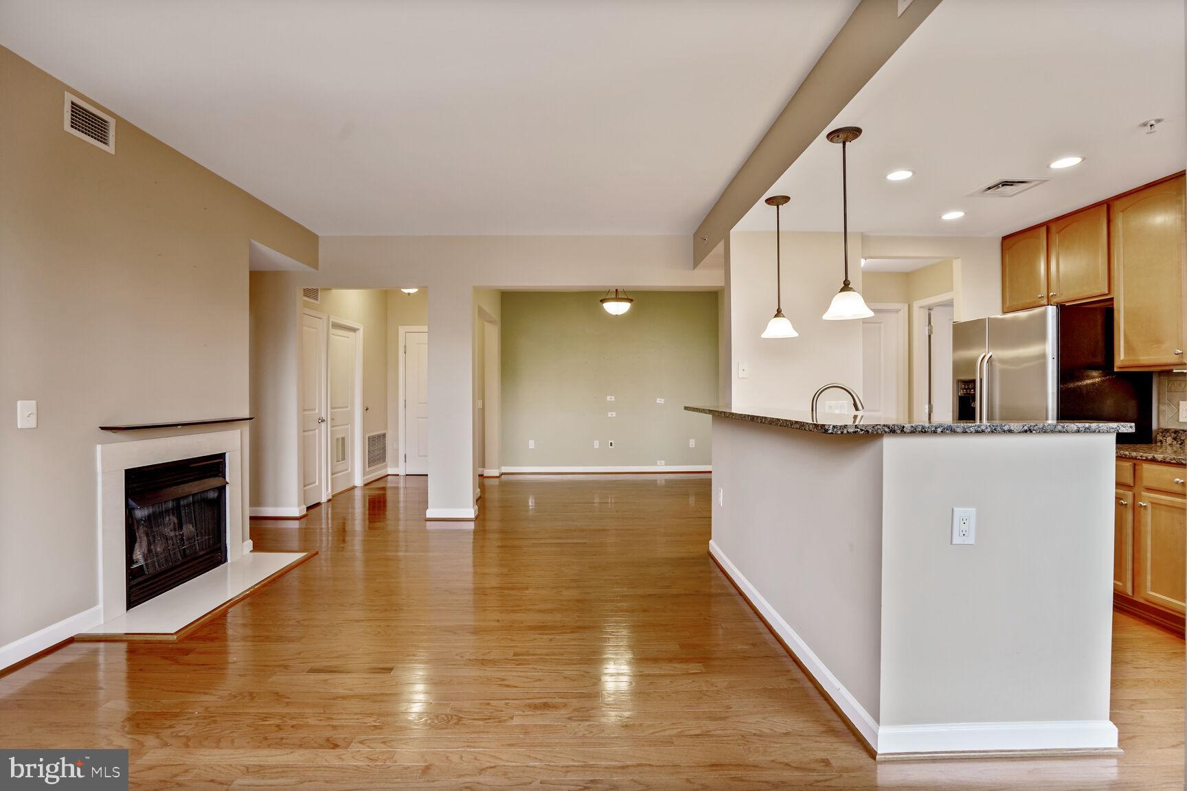 1830 FOUNTAIN DRIVE 1106