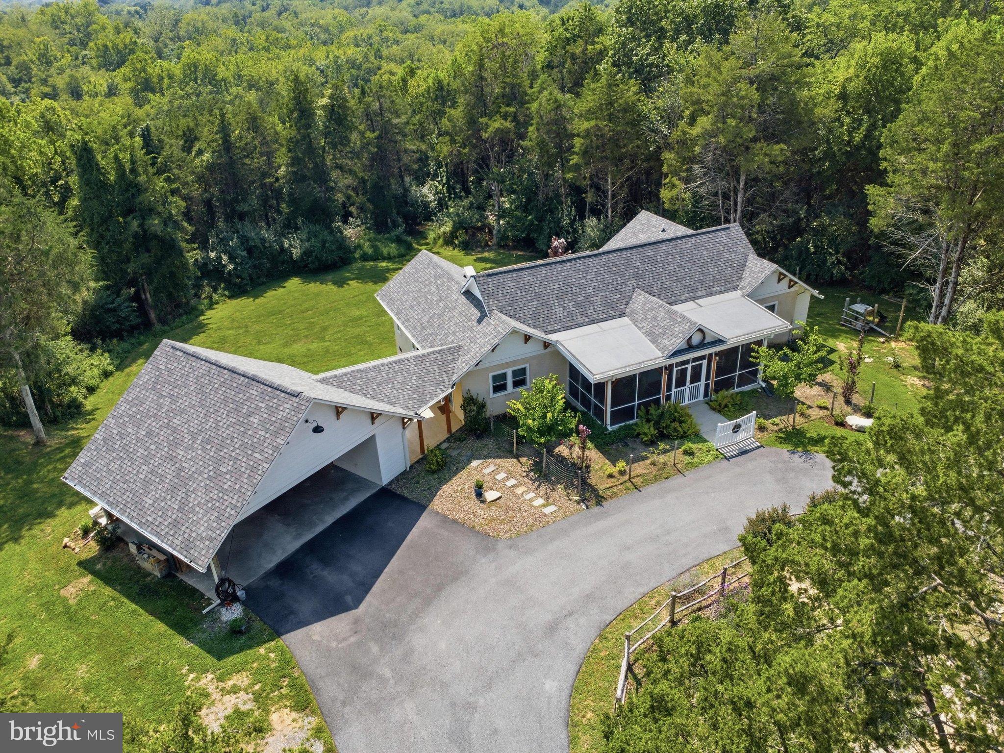 312 POTOMAC RIDGE LANE