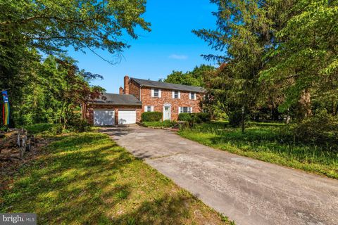 Homes For Sale - 2318 Beren Lane<br/> WESTMINSTER, MD 21157