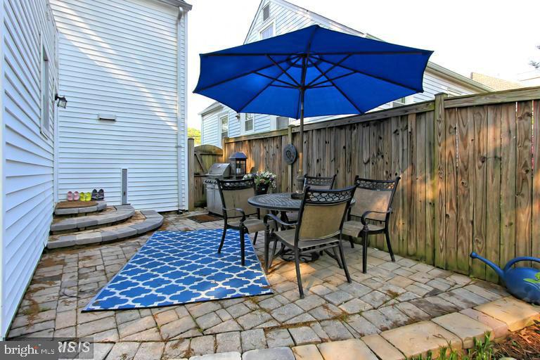 NORTH BARCROFT - Residential Lease