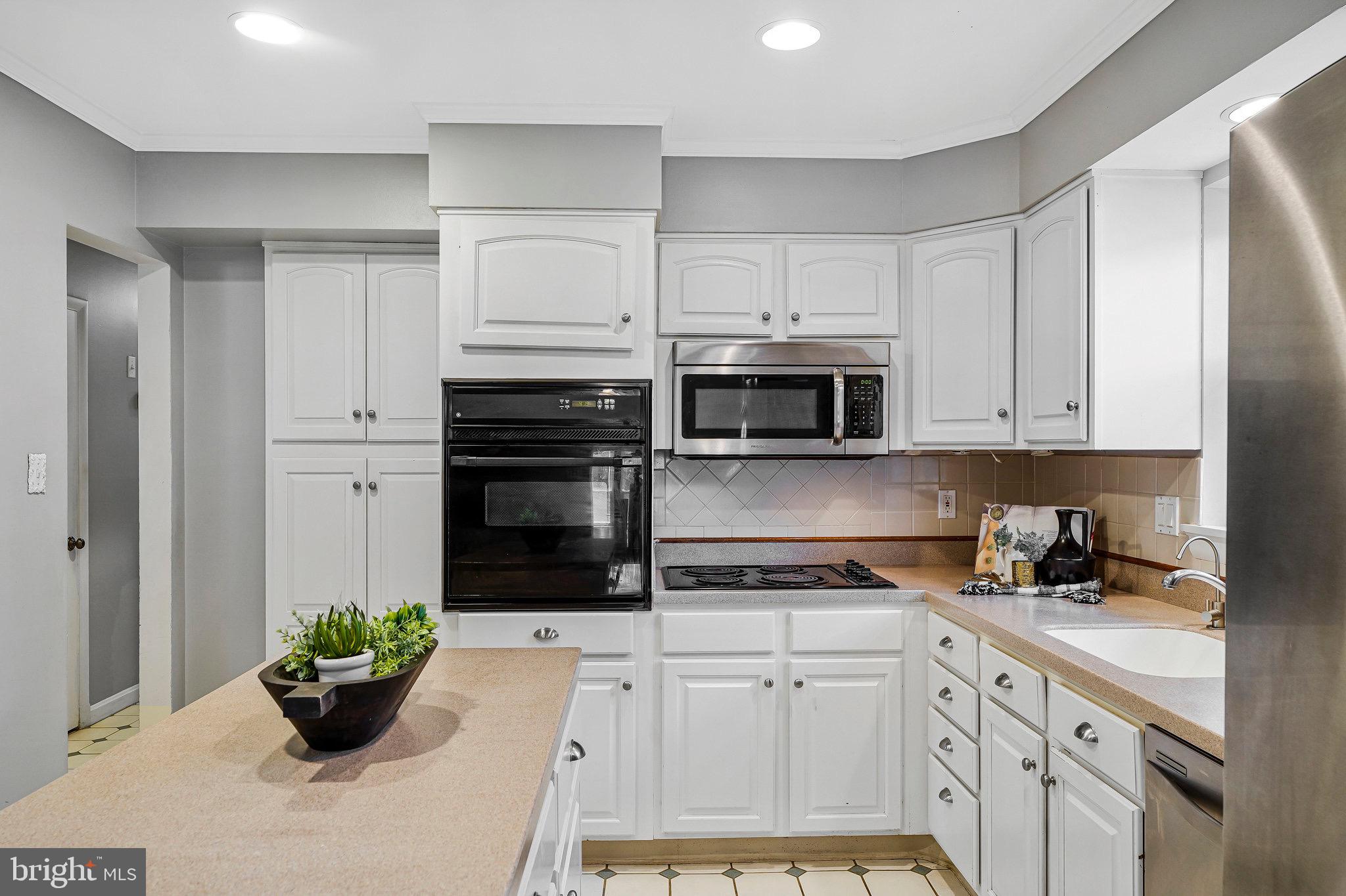 AYR HILL HEIGHTS - Residential