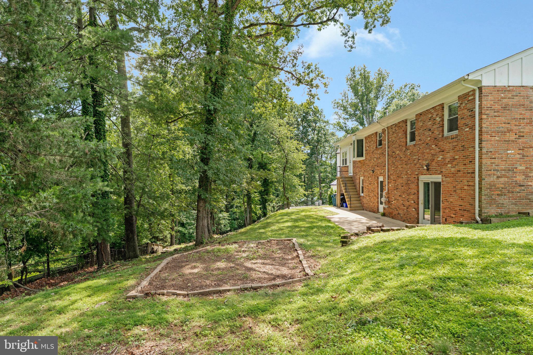 AYR HILL HEIGHTS - Residential