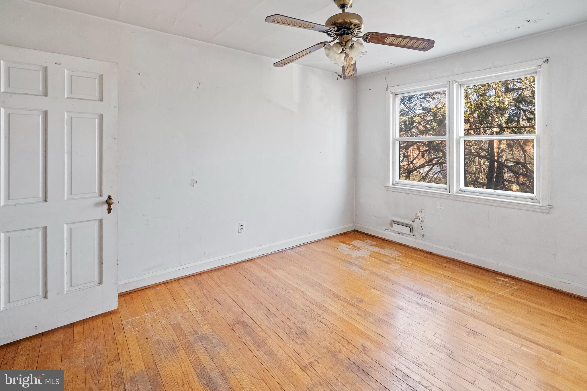 LOCH RAVEN - Residential