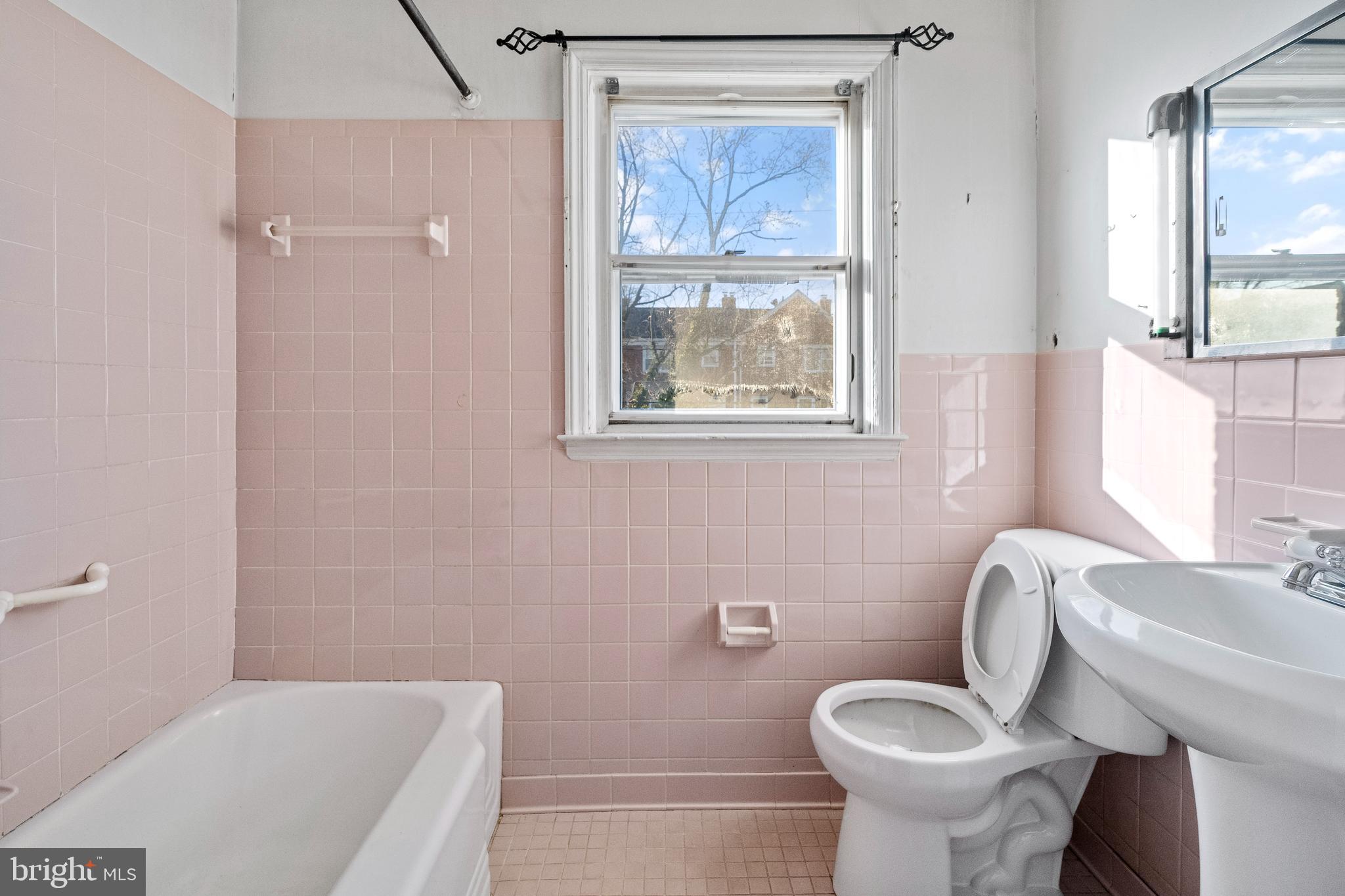 LOCH RAVEN - Residential