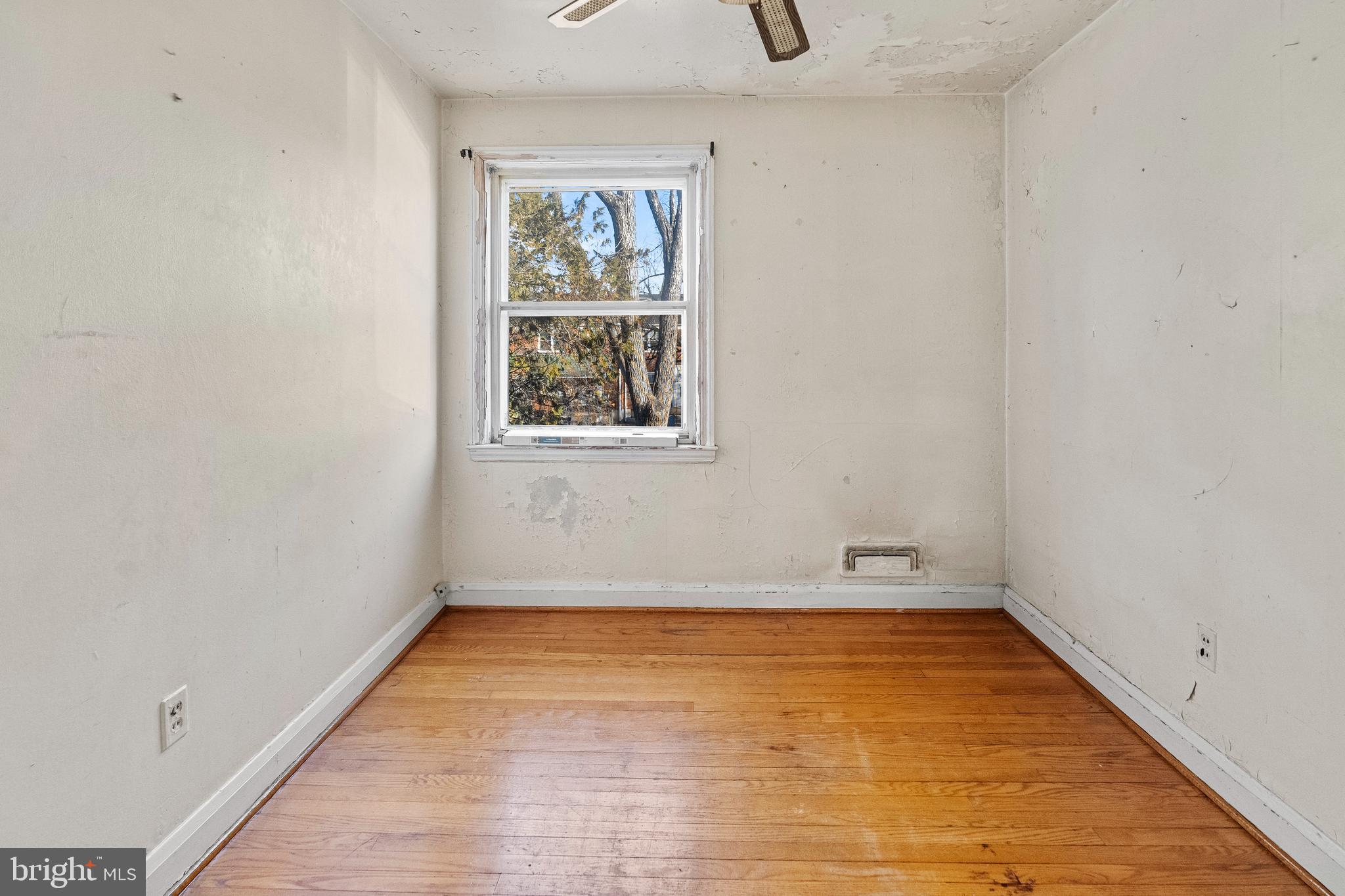 LOCH RAVEN - Residential