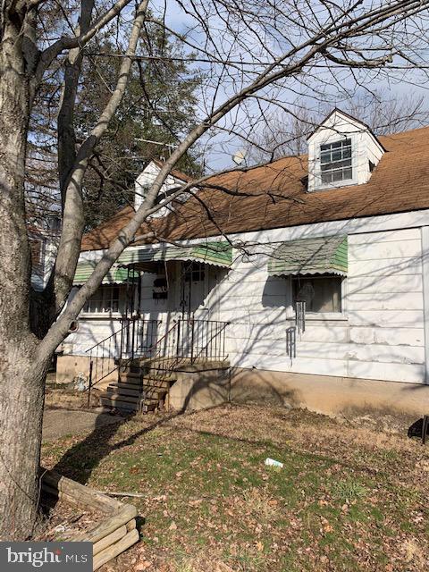 COLONIAL DRIVE - Residential