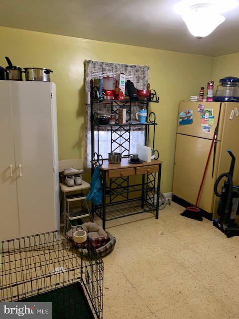 COLONIAL DRIVE - Residential