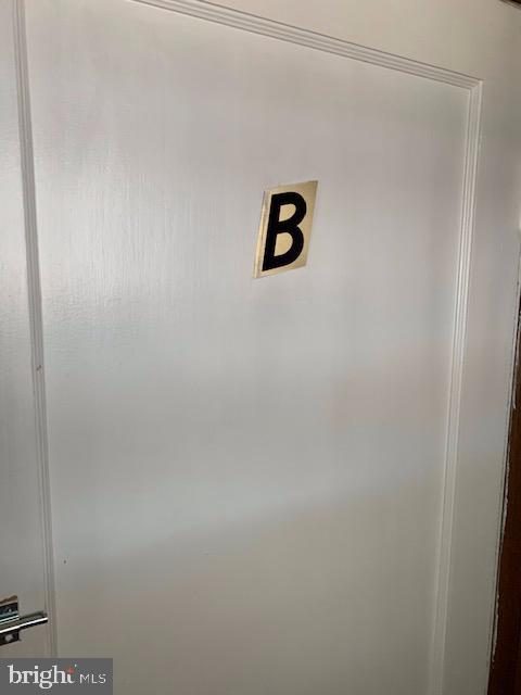 COLONIAL DRIVE - Residential