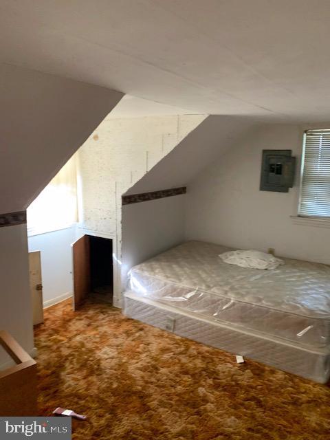 COLONIAL DRIVE - Residential