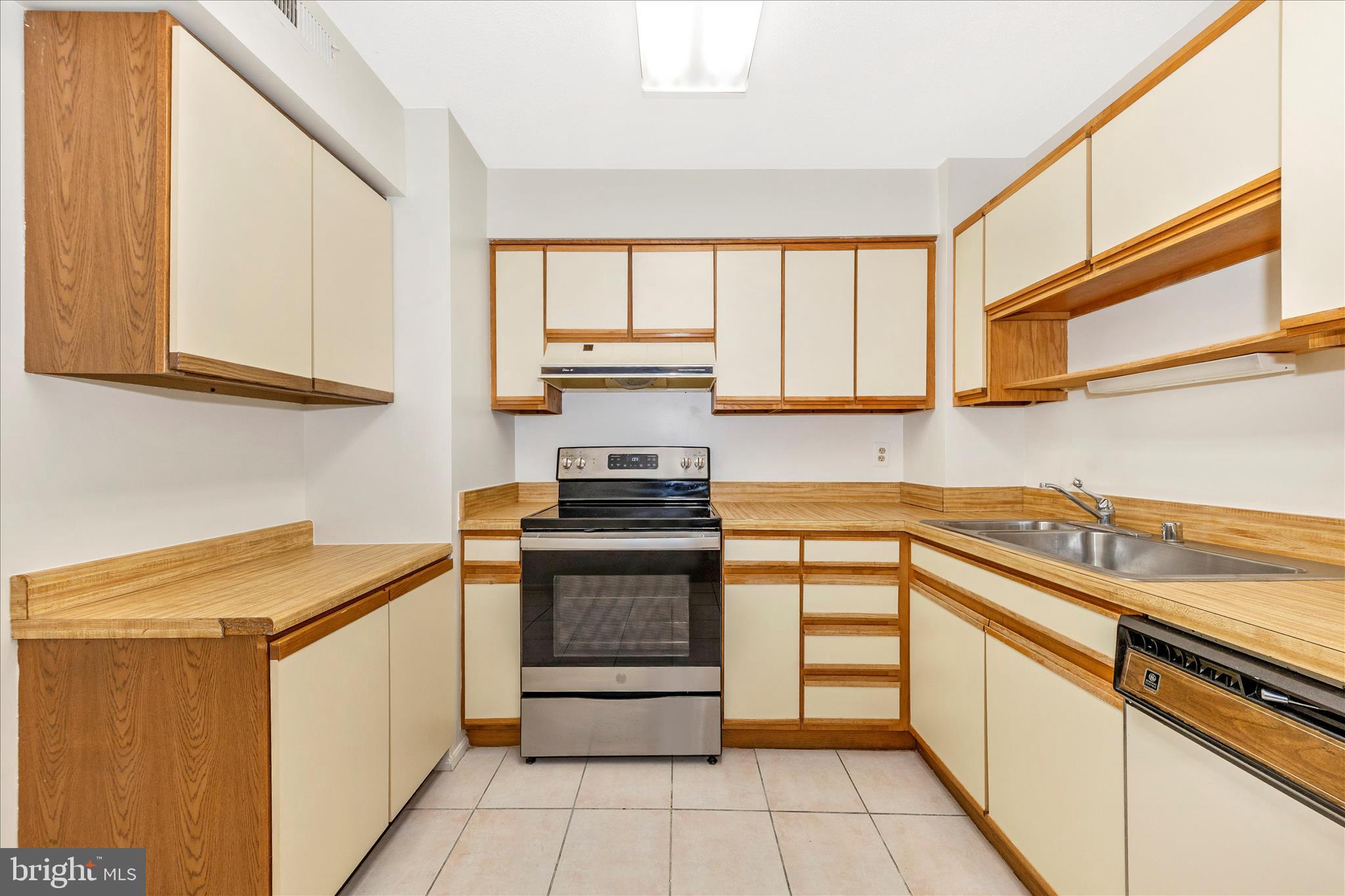 3330 N LEISURE WORLD BOULEVARD 5-721