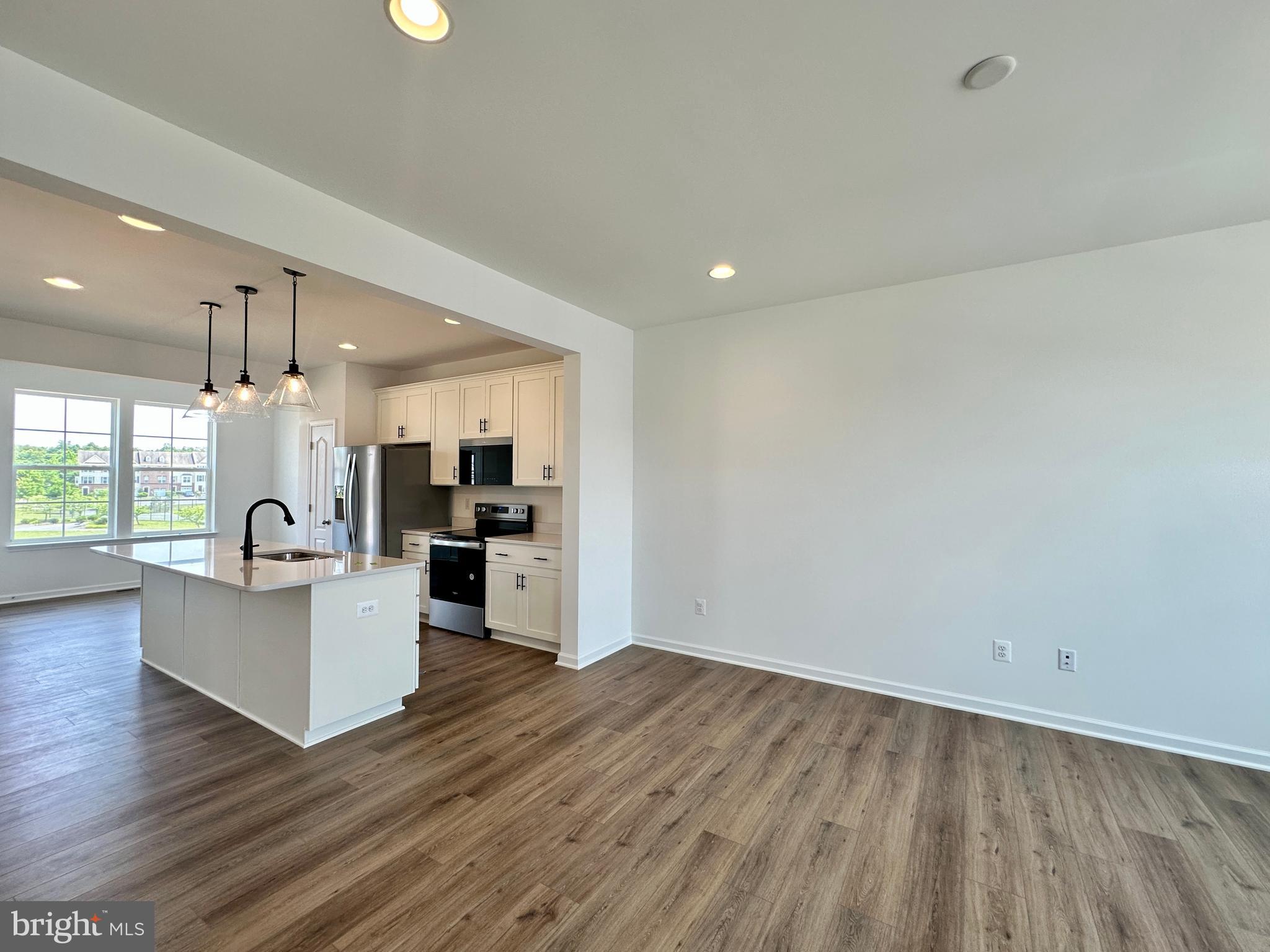 MARTINSBURG STATION - Residential Lease