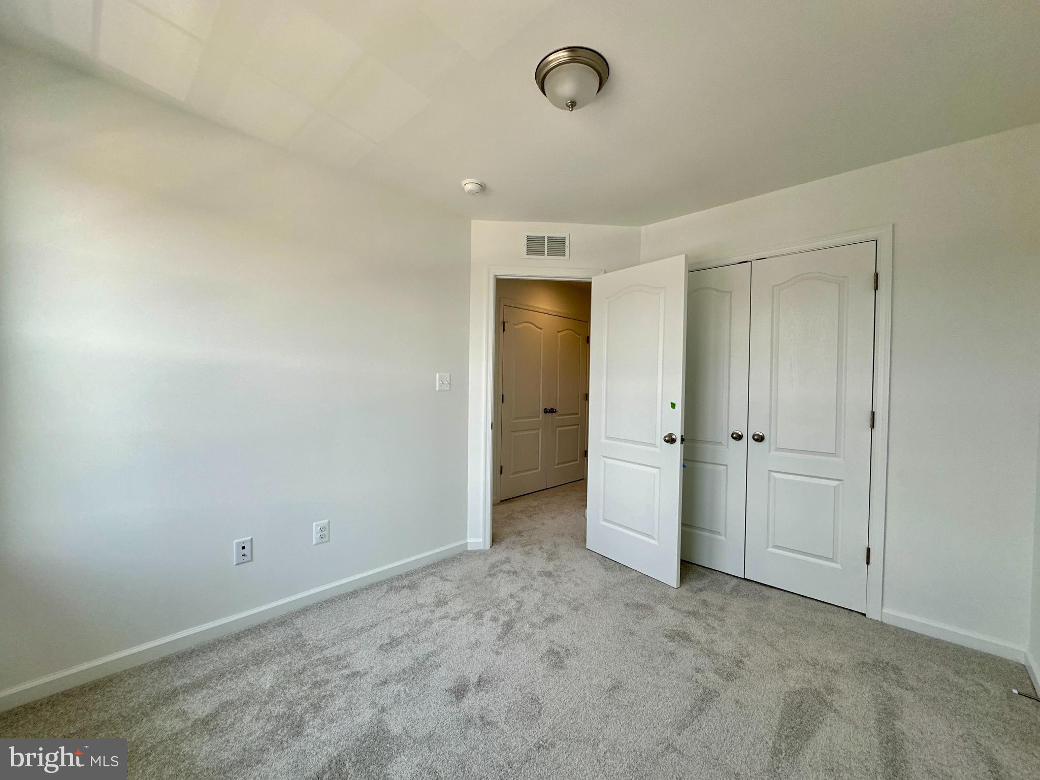 MARTINSBURG STATION - Residential Lease