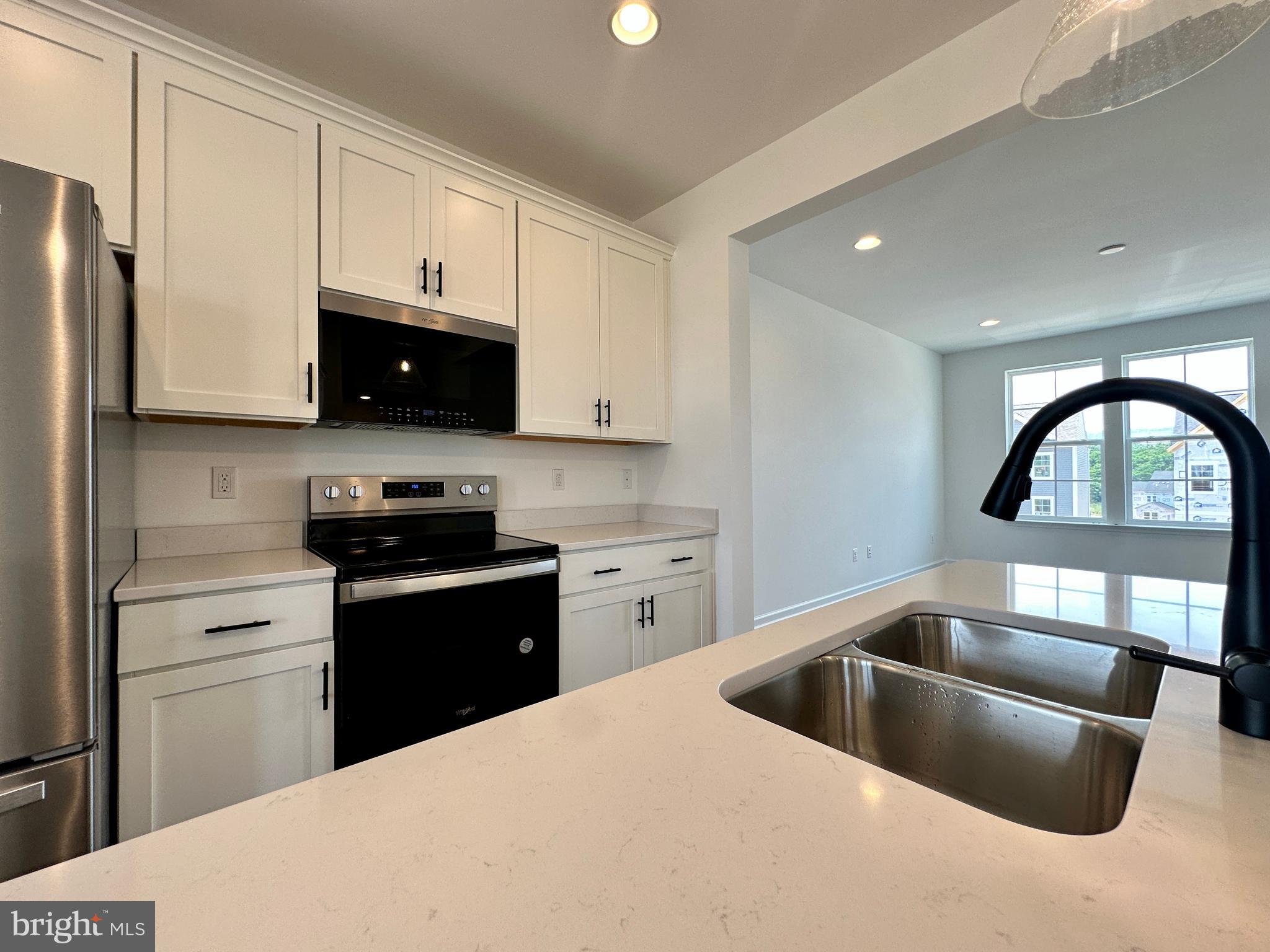 MARTINSBURG STATION - Residential Lease