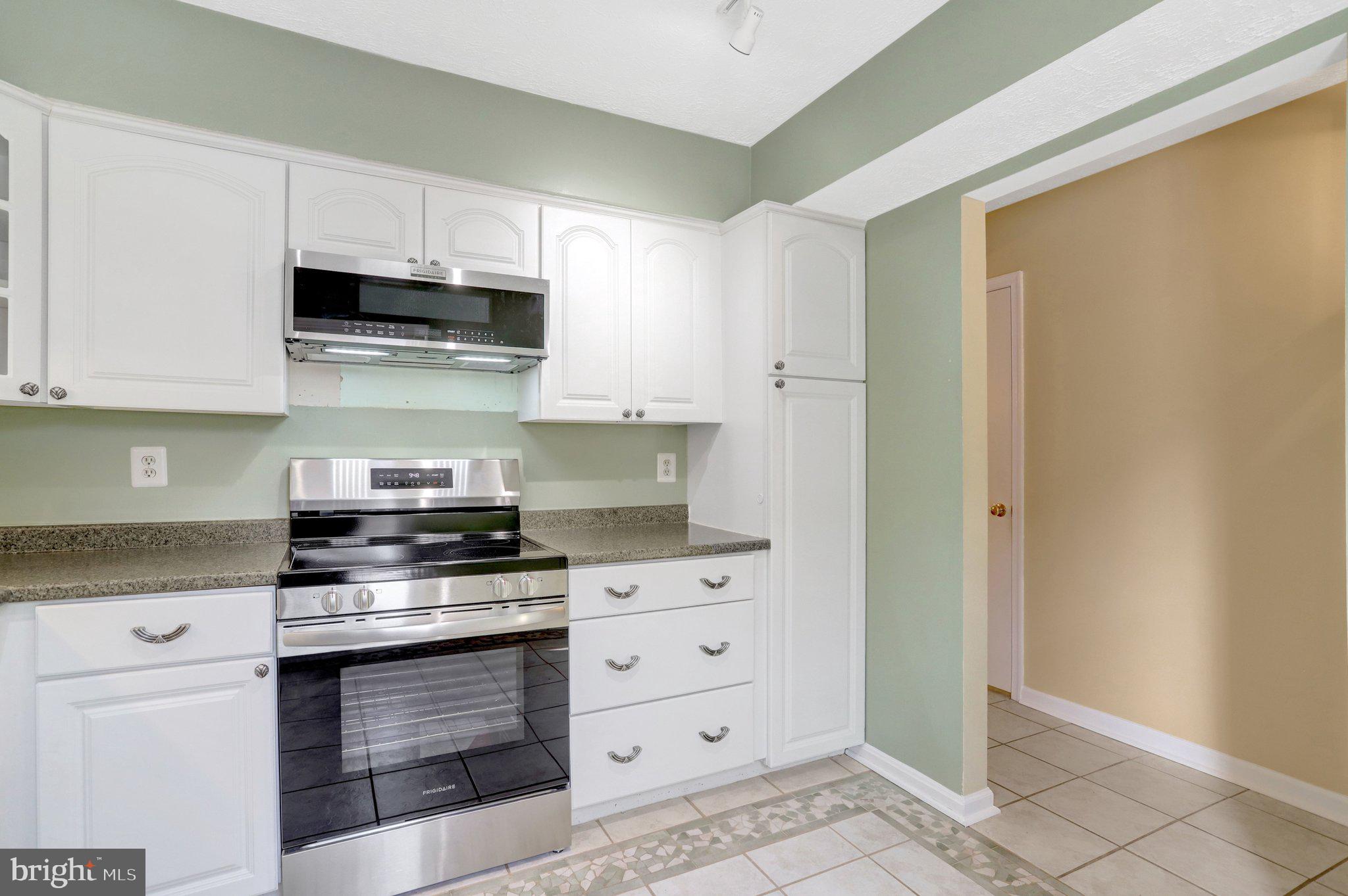 5759 INDEPENDENCE CIRCLE 5759