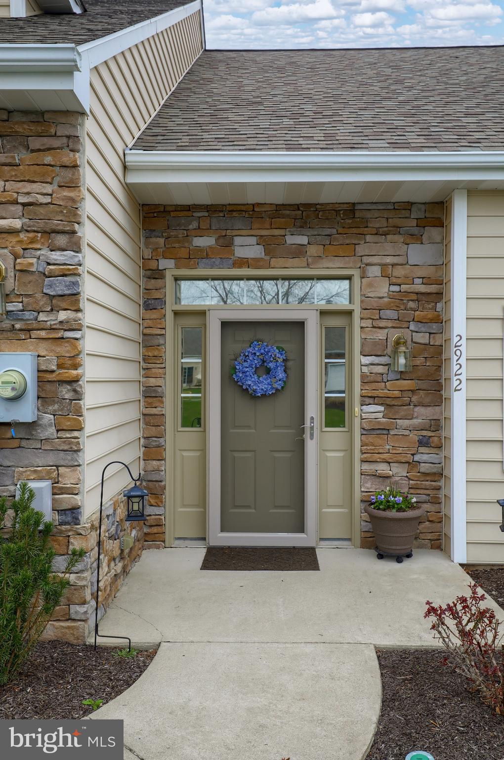 SPRING MEADOWS - Residential