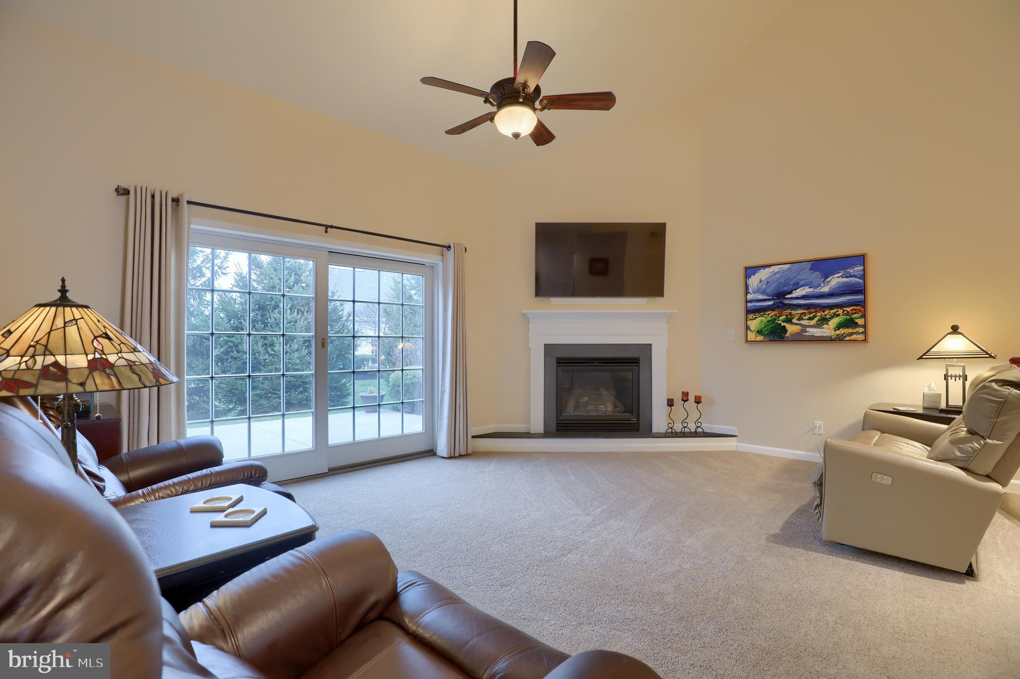 SPRING MEADOWS - Residential