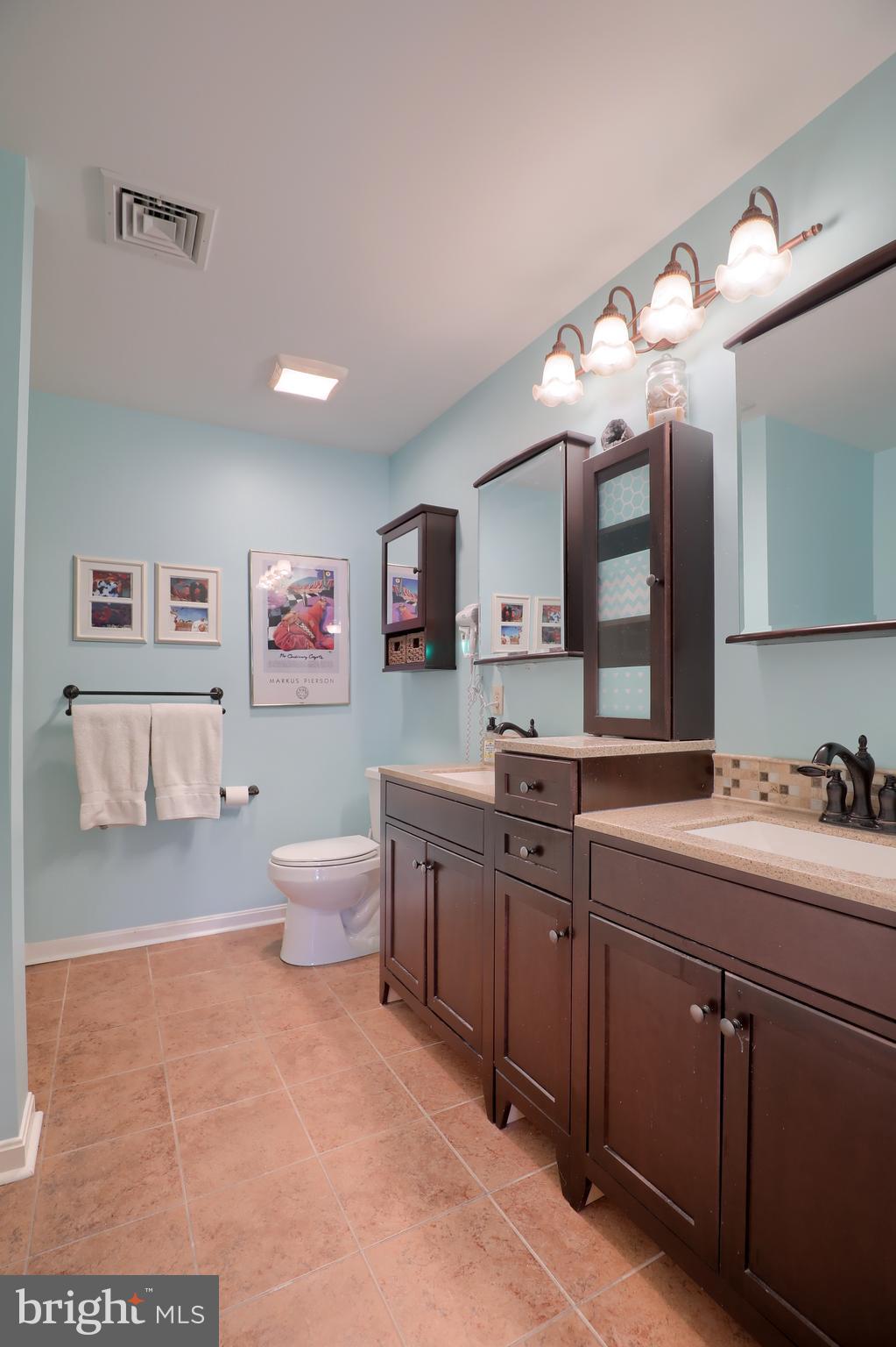 SPRING MEADOWS - Residential