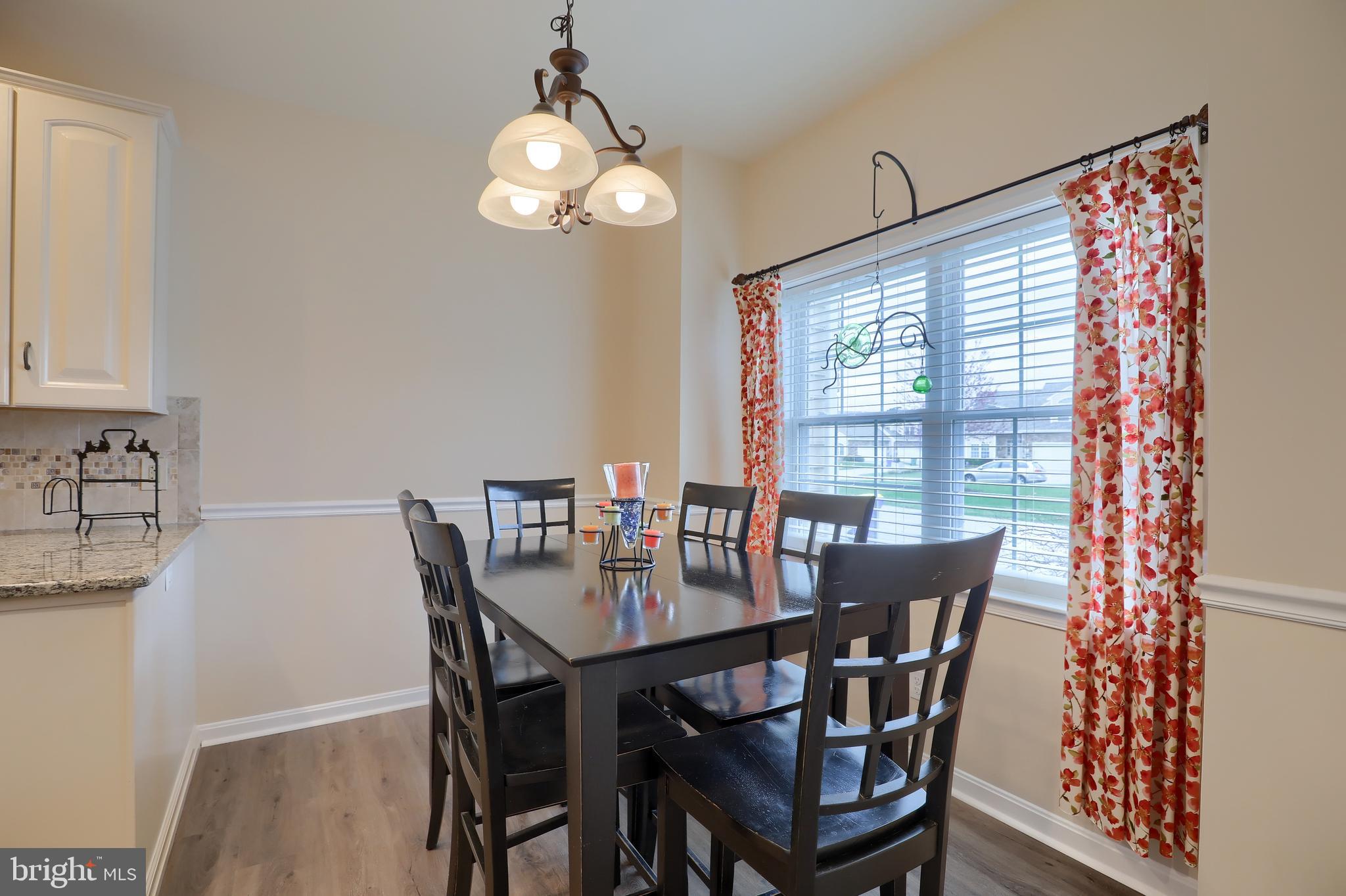 SPRING MEADOWS - Residential