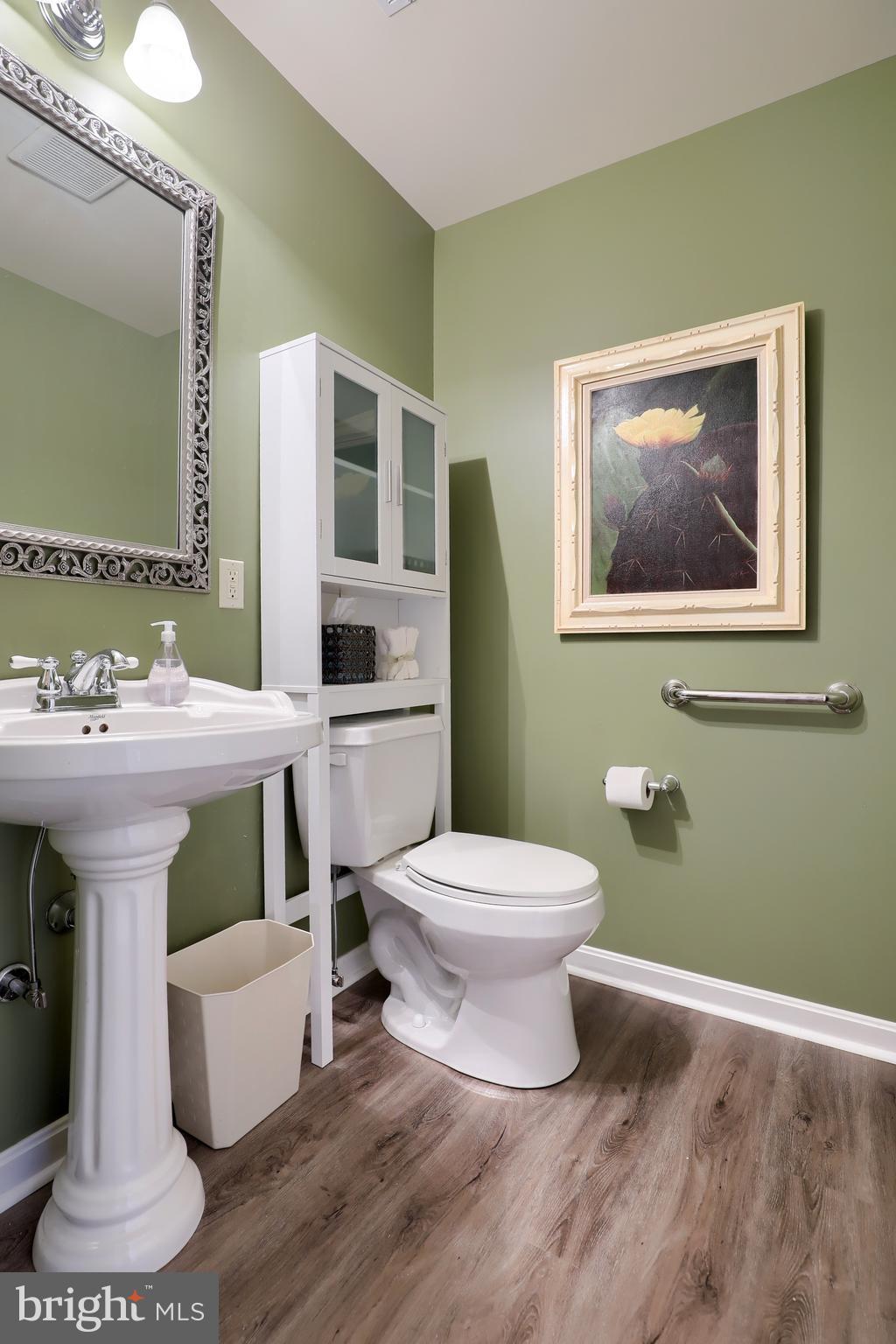 SPRING MEADOWS - Residential