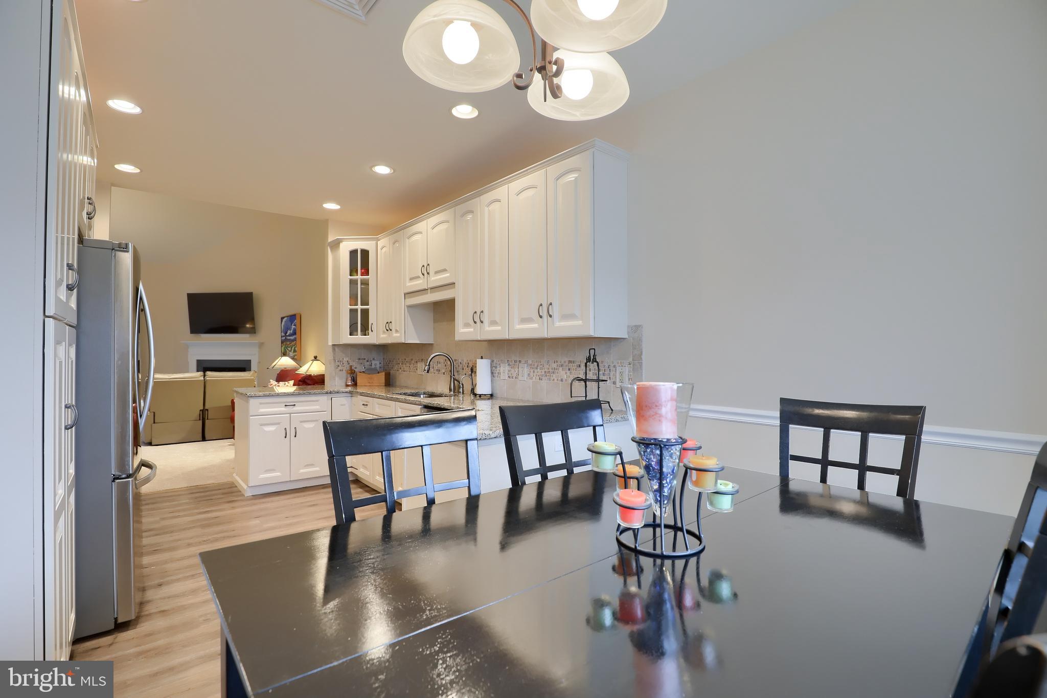 SPRING MEADOWS - Residential