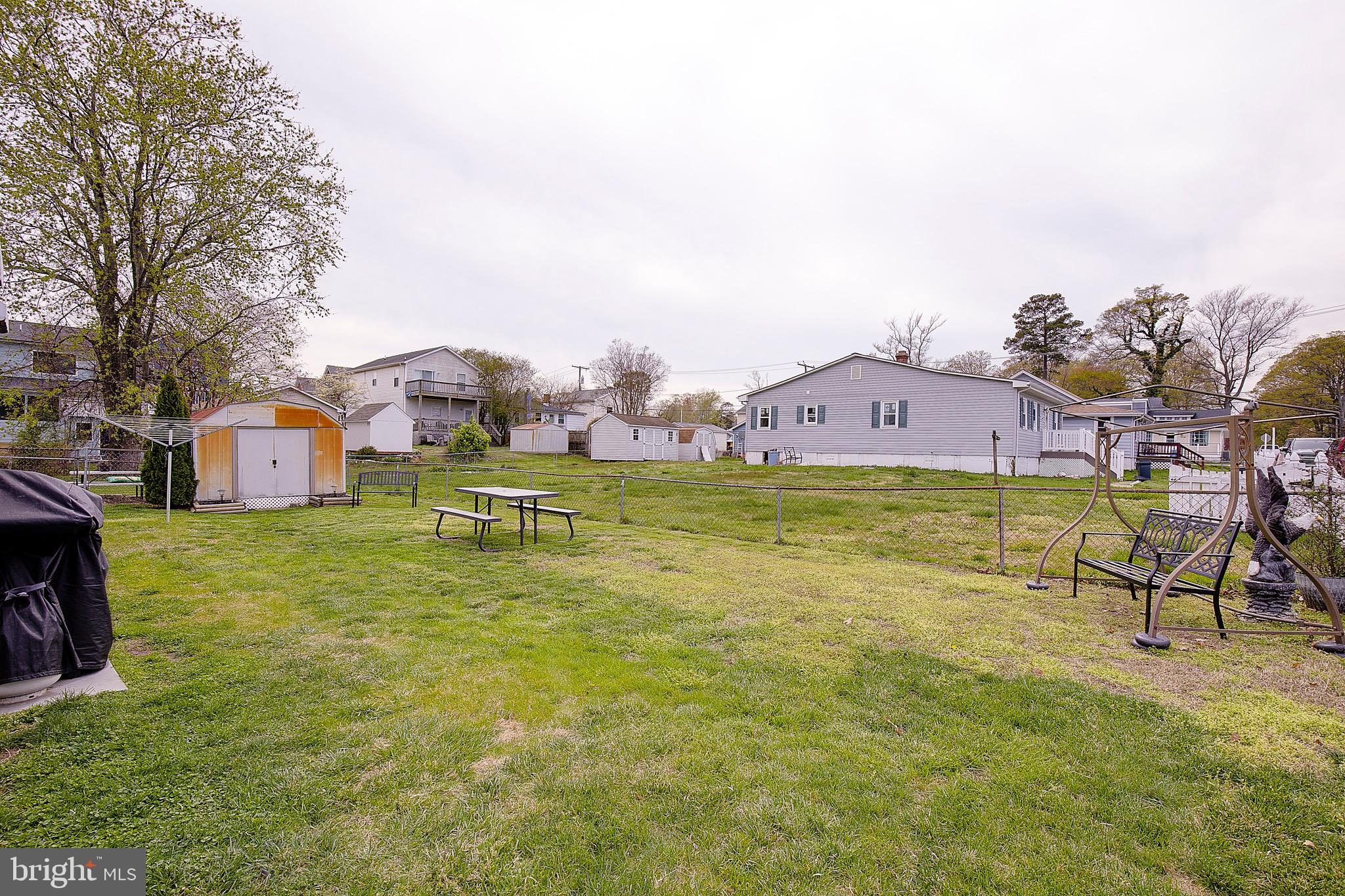 NORTH CHESAPEAKE BEACH - Residential