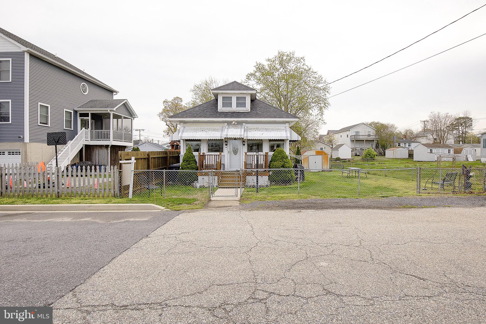 NORTH CHESAPEAKE BEACH - Residential