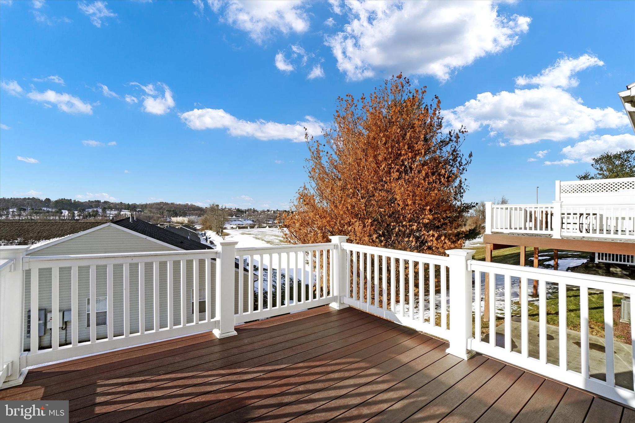 EQUINE MEADOWS - Residential