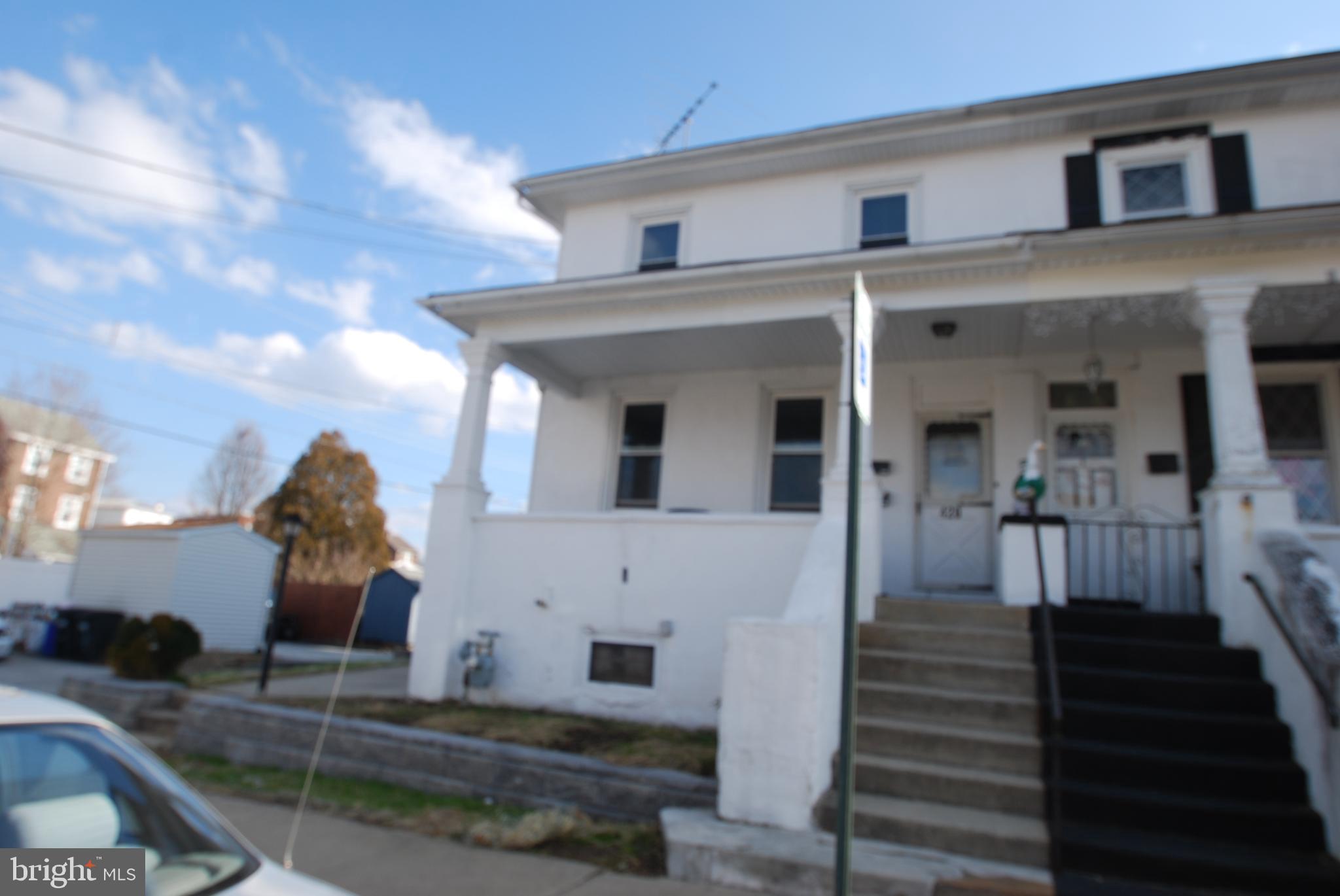 HERITAGE MANOR - Residential Lease