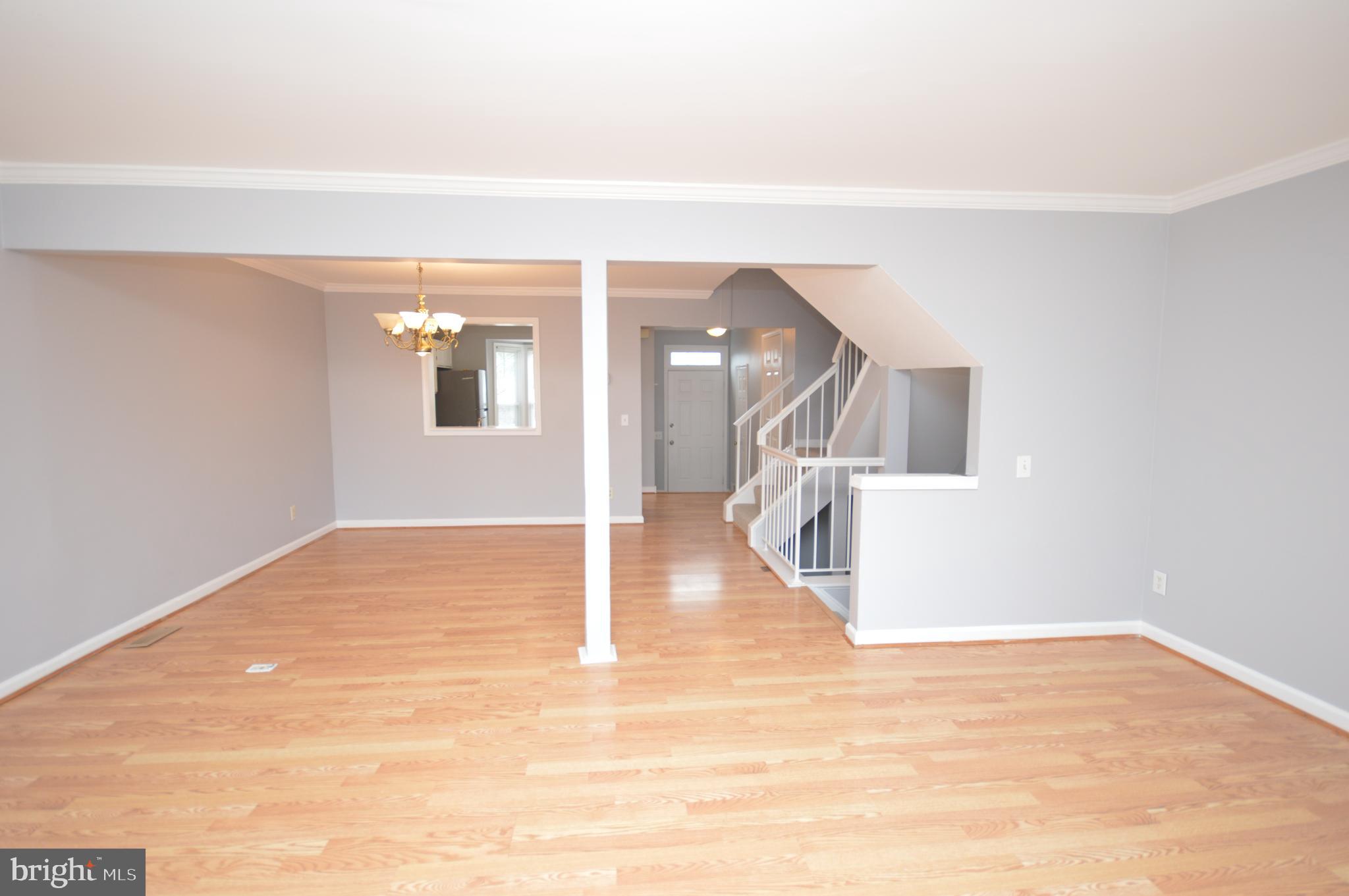 SPRING KNOLL - Residential