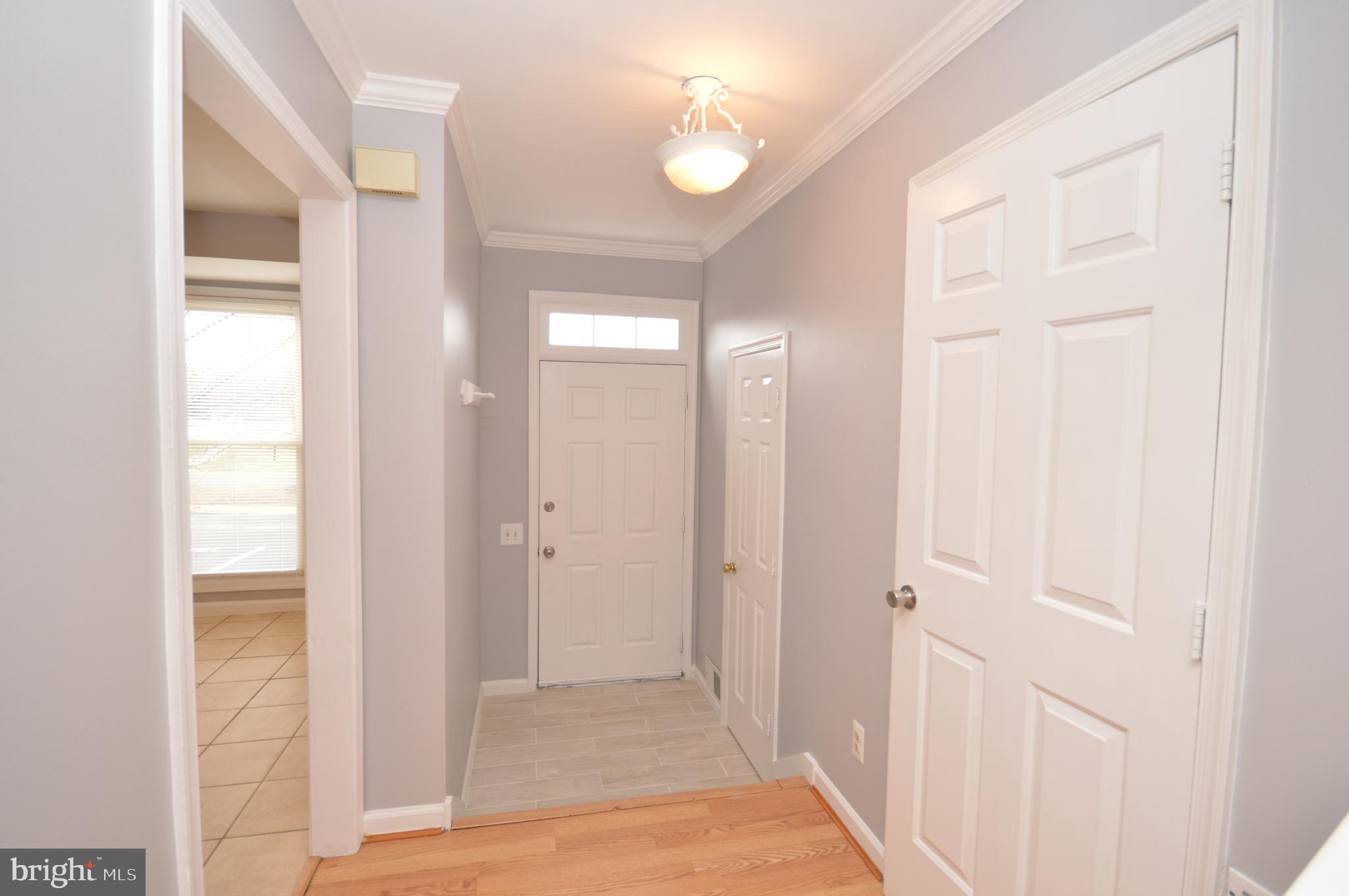 SPRING KNOLL - Residential